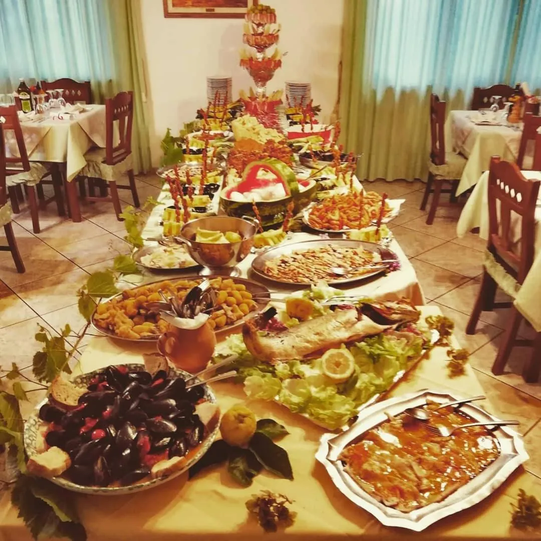 Restaurant/places to eat in Hotel Villa Cimmentorosso