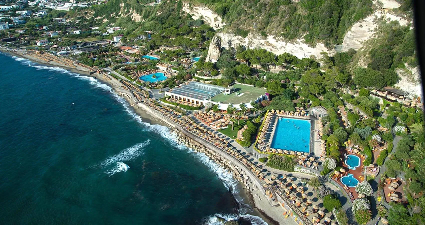 Beach in Hotel Villa Cimmentorosso