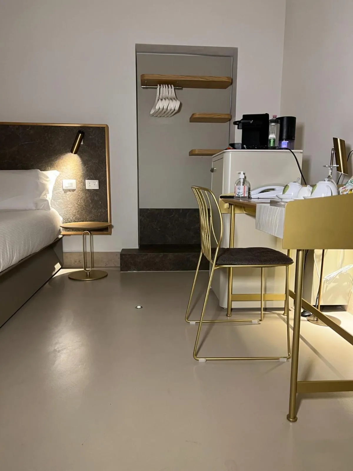 hair dresser, Bed in Euvodia Luxury Rooms