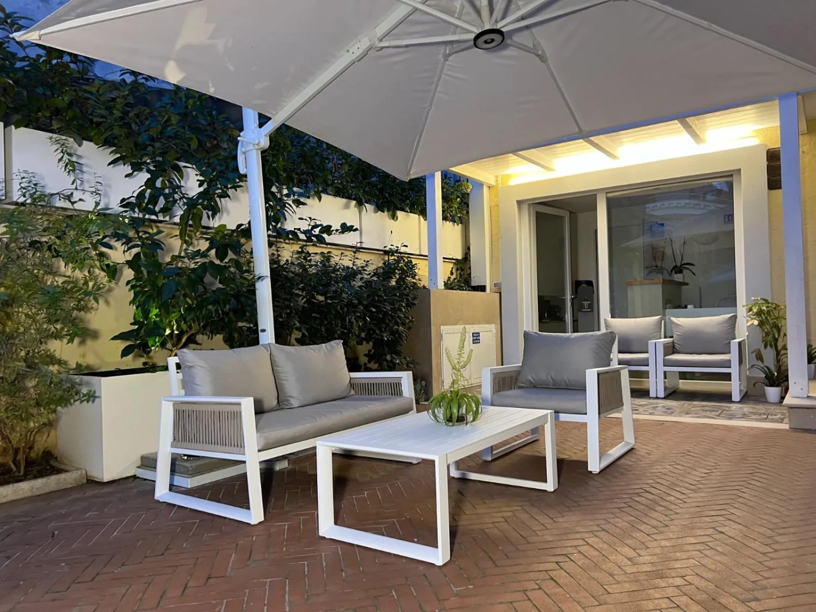 Patio in Euvodia Luxury Rooms