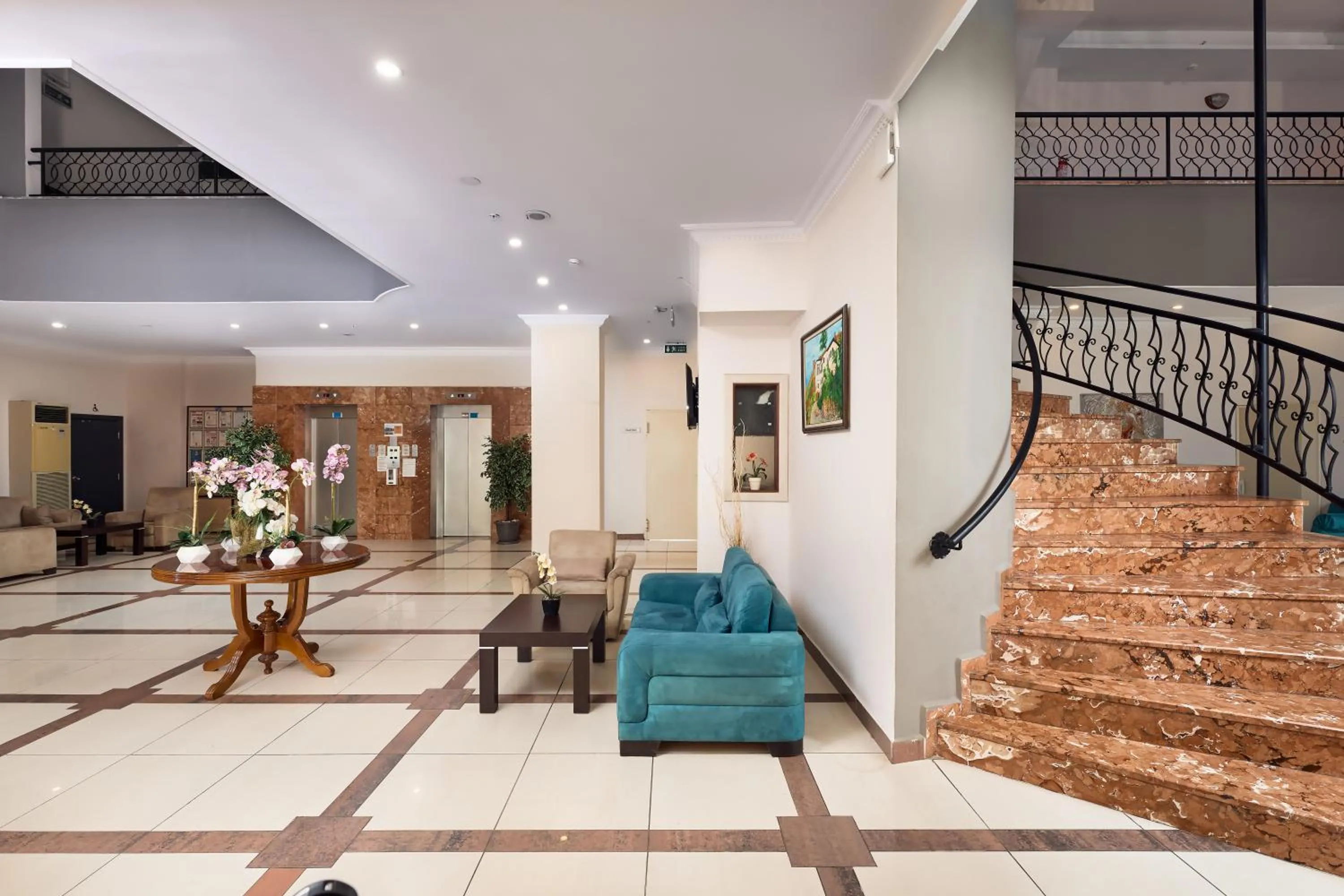 Seating area in Kaila City Hotel