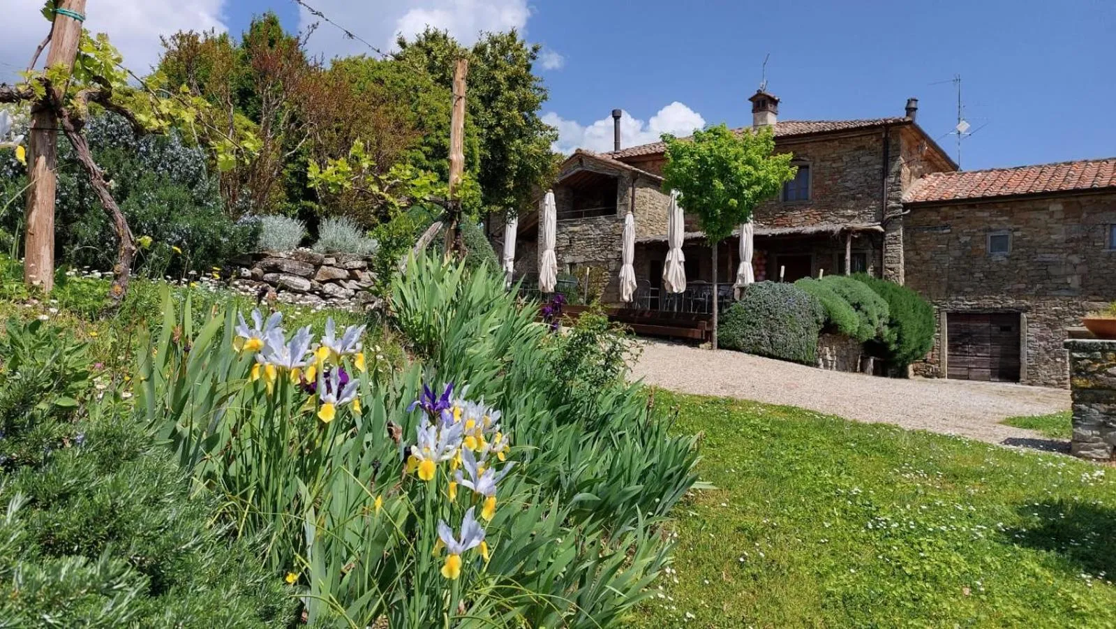 Property building in Locanda Del Viandante B&B
