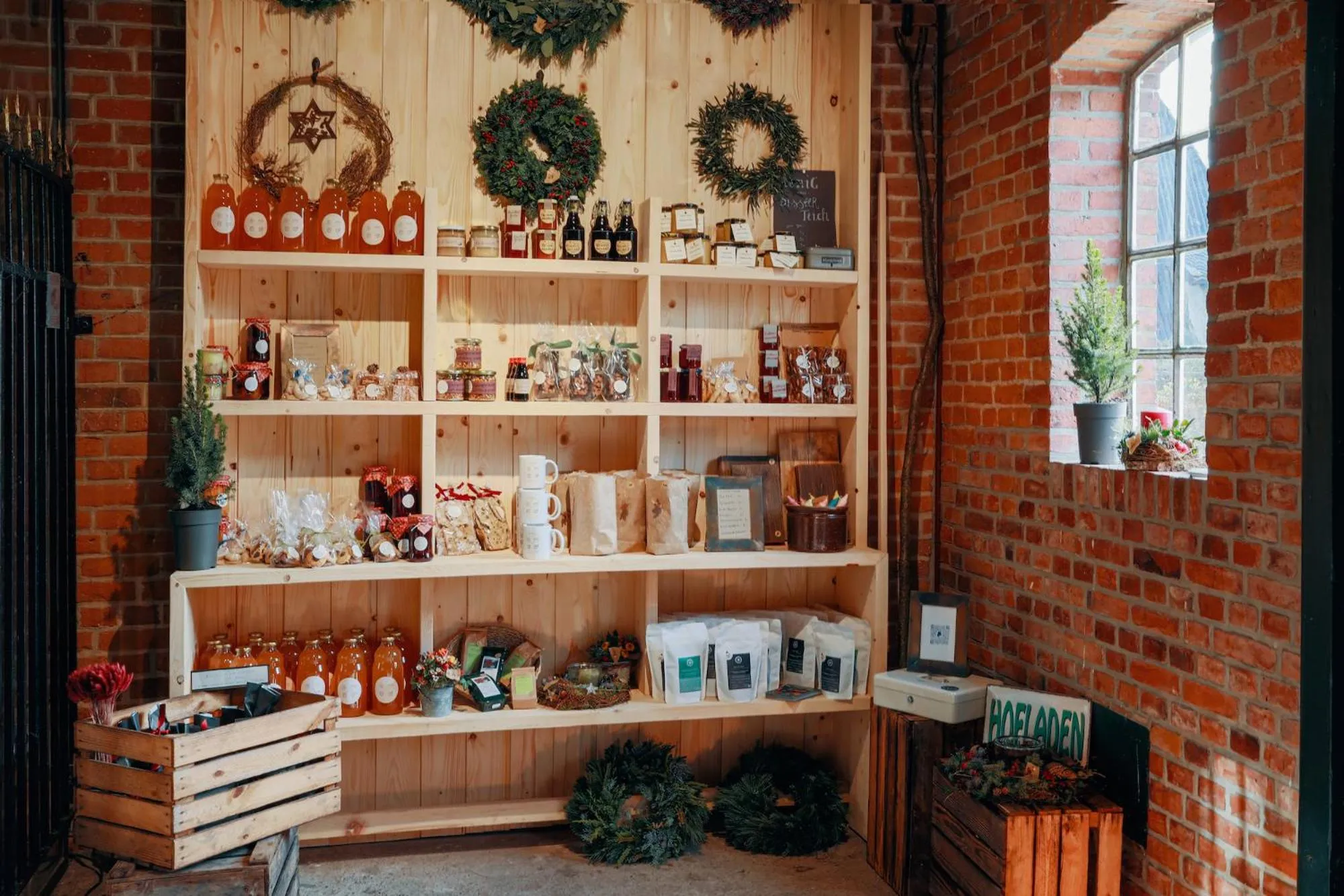 Shopping Area in Antik-Hof Bissee