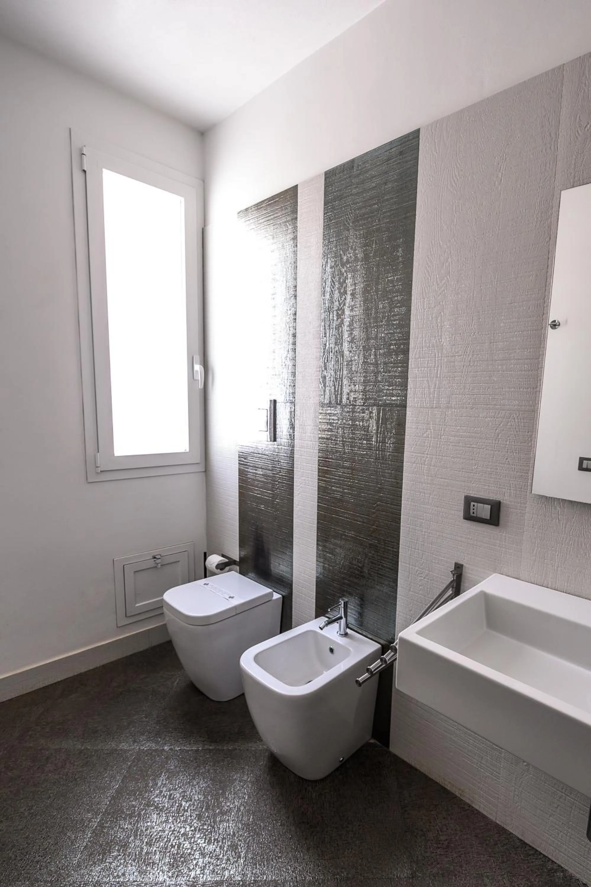 Toilet in Hotel Rainbow Resort