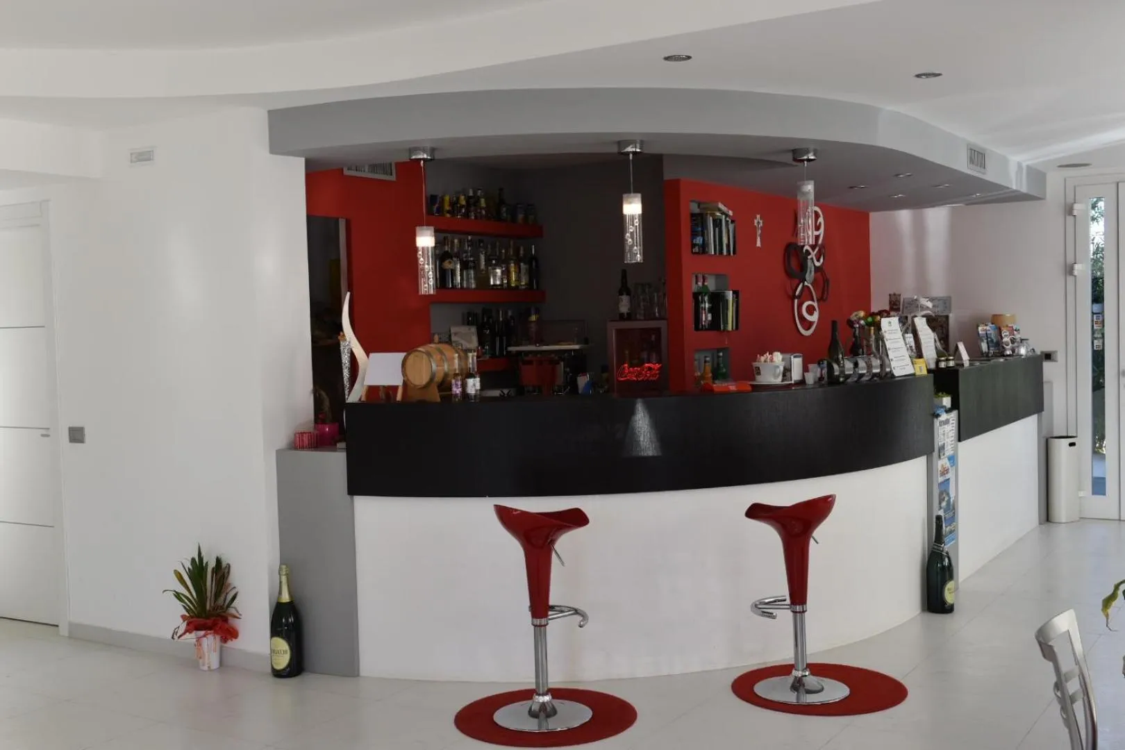 Staff in Hotel Rainbow Resort