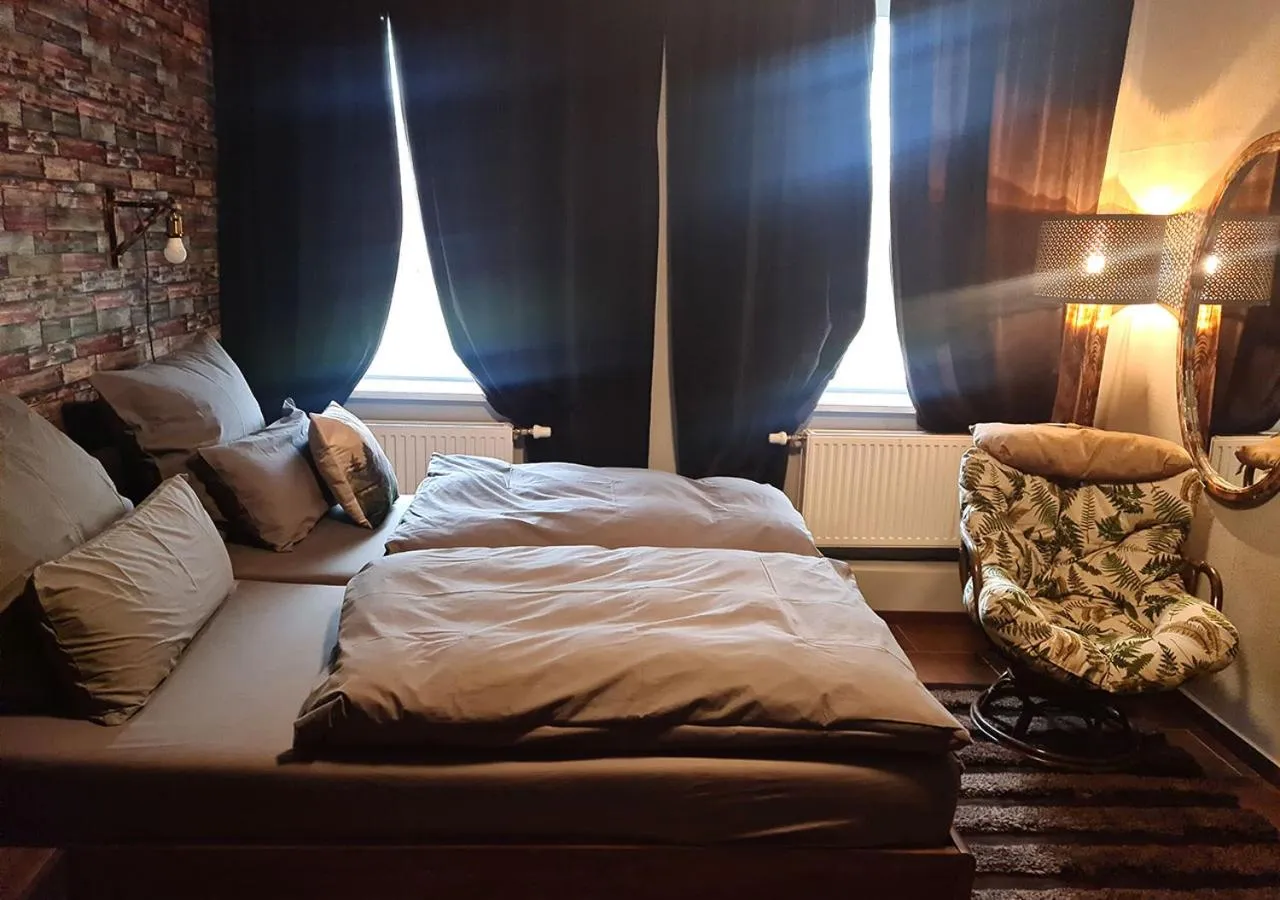 Bedroom, Bed in Hotel Geismarburg