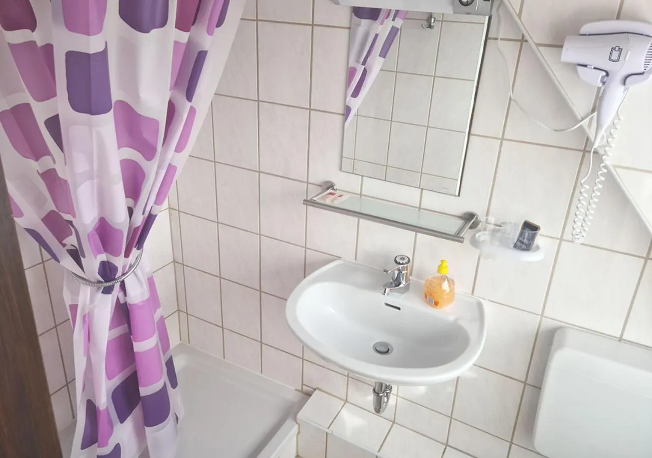 Bathroom in Hotel Geismarburg