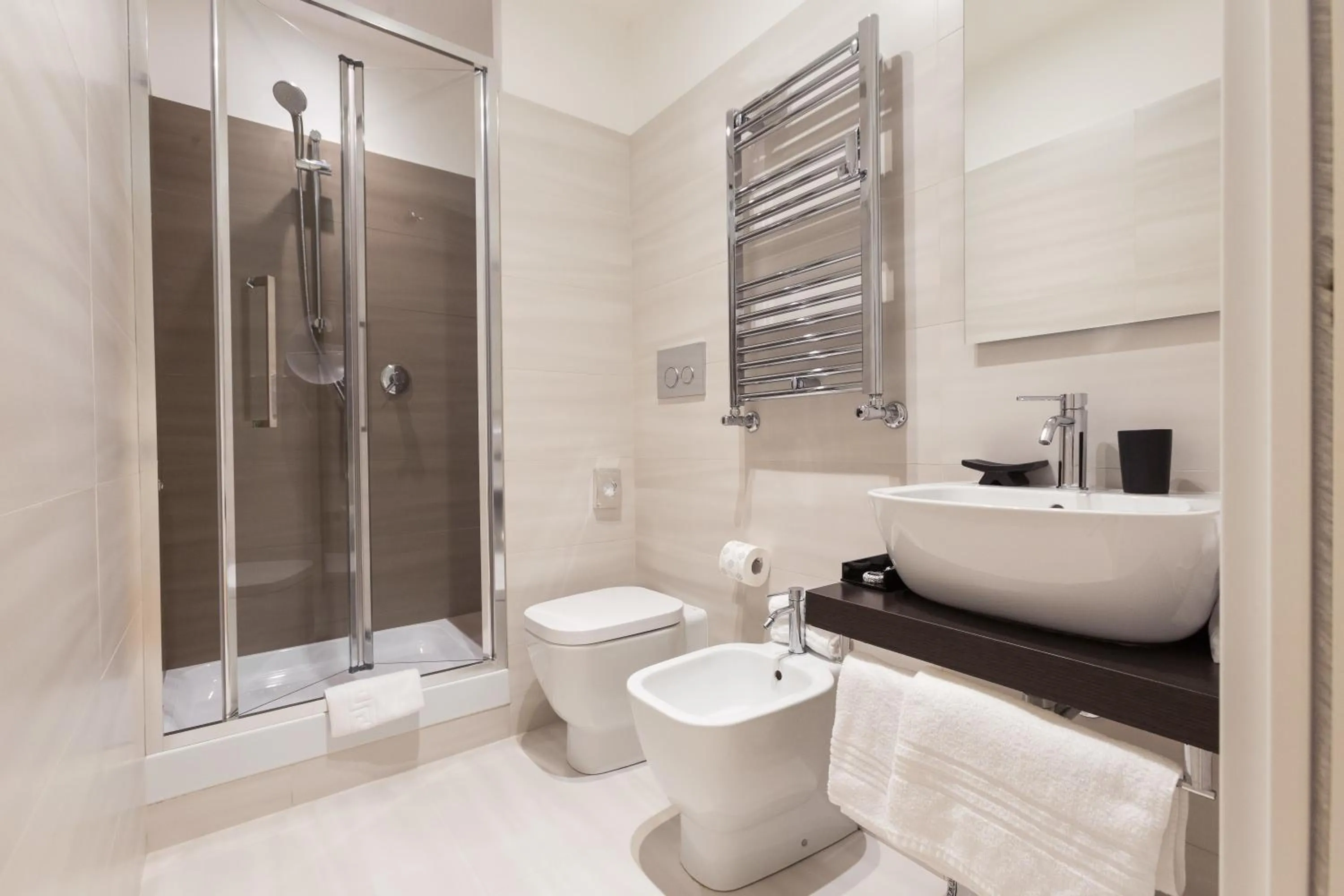 Shower in Residenza Alexander Guest House