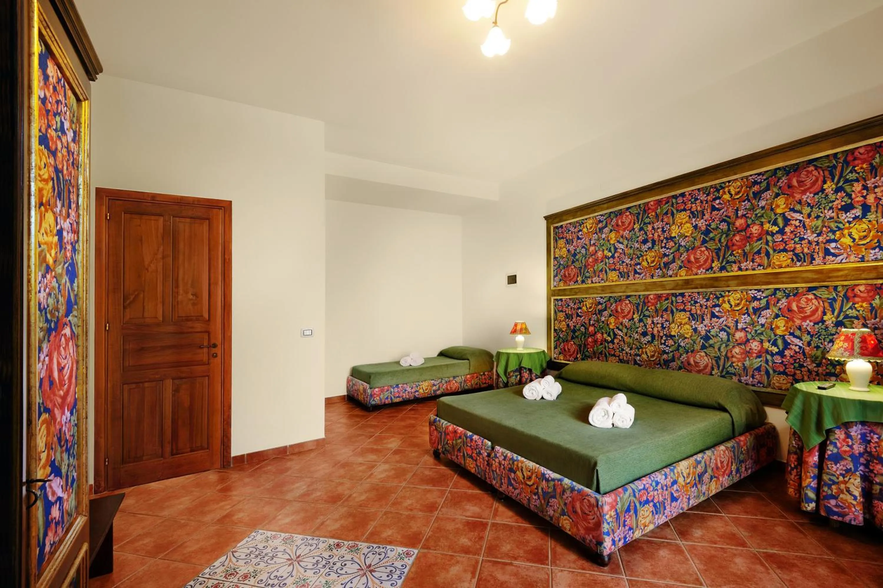 Photo of the whole room in Villa Dafne