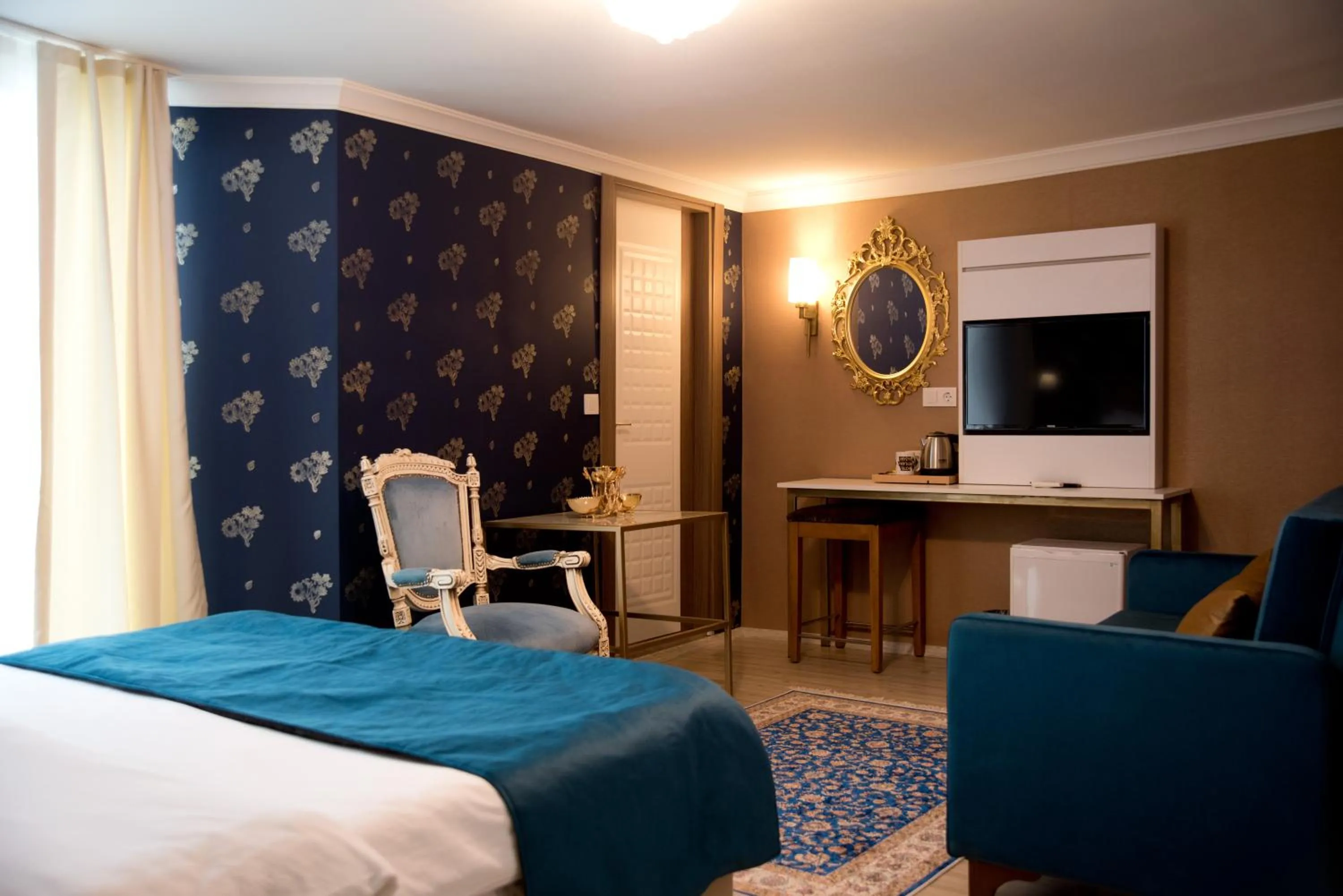 TV and multimedia in Hotel Mevlana Bazaar