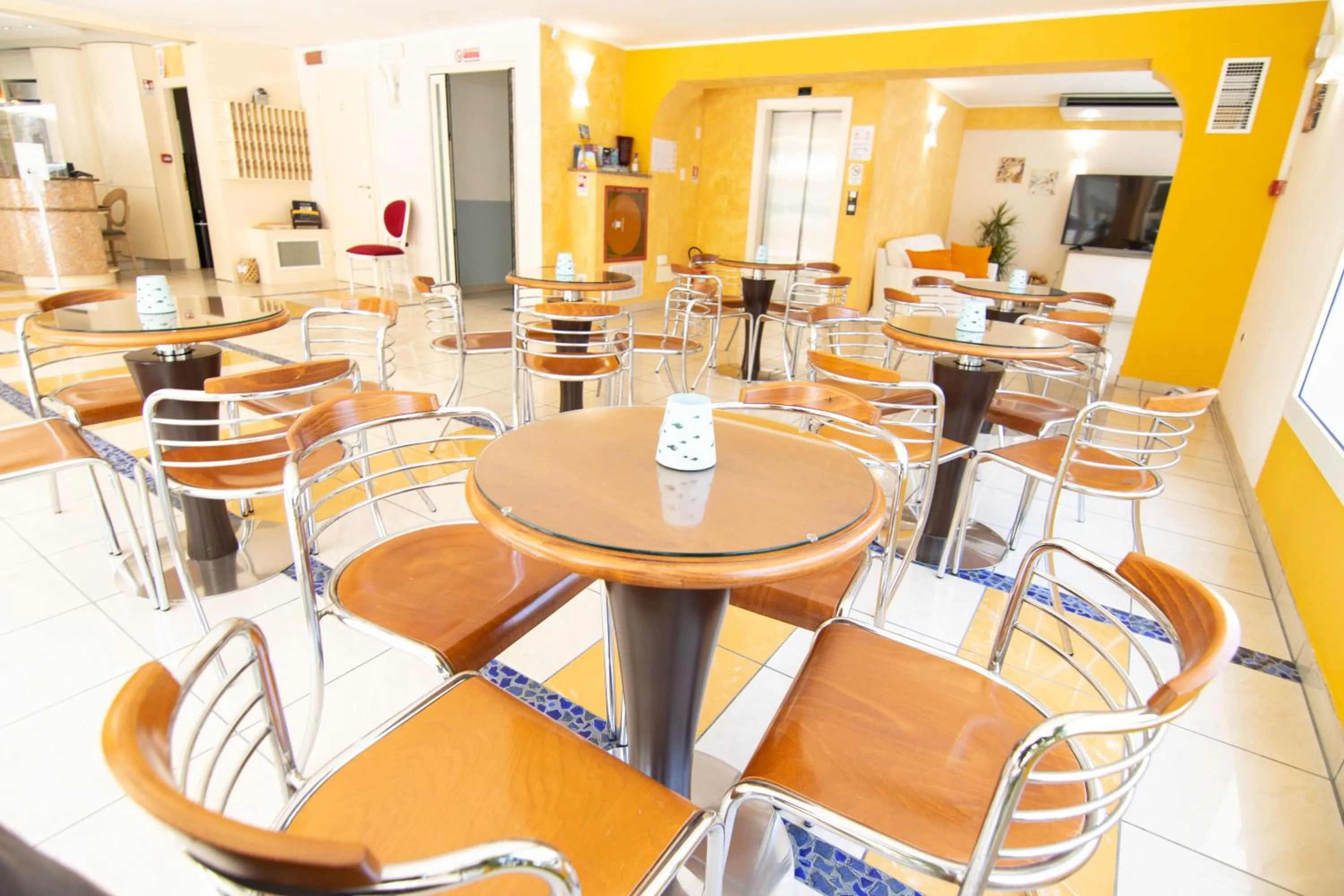 Lounge or bar in HOTEL ADRIA BEACH