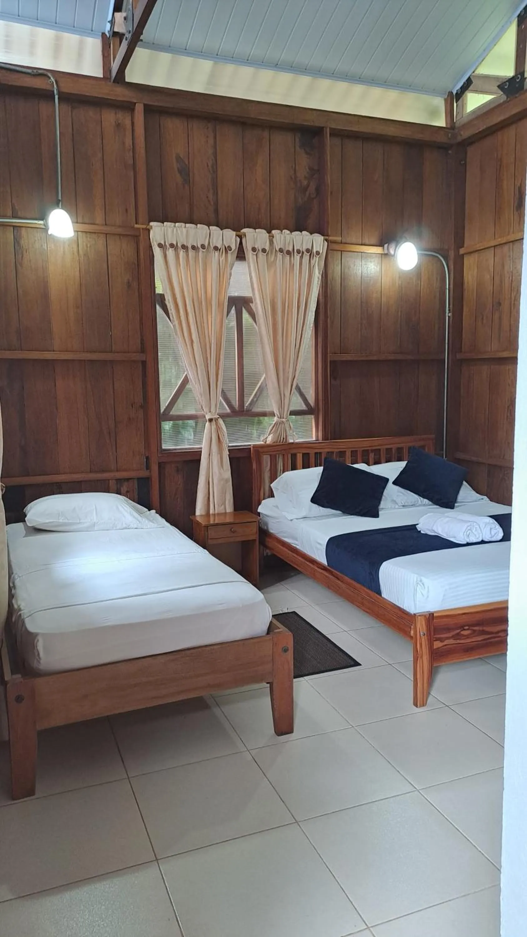 Bed in Hotel Utüane