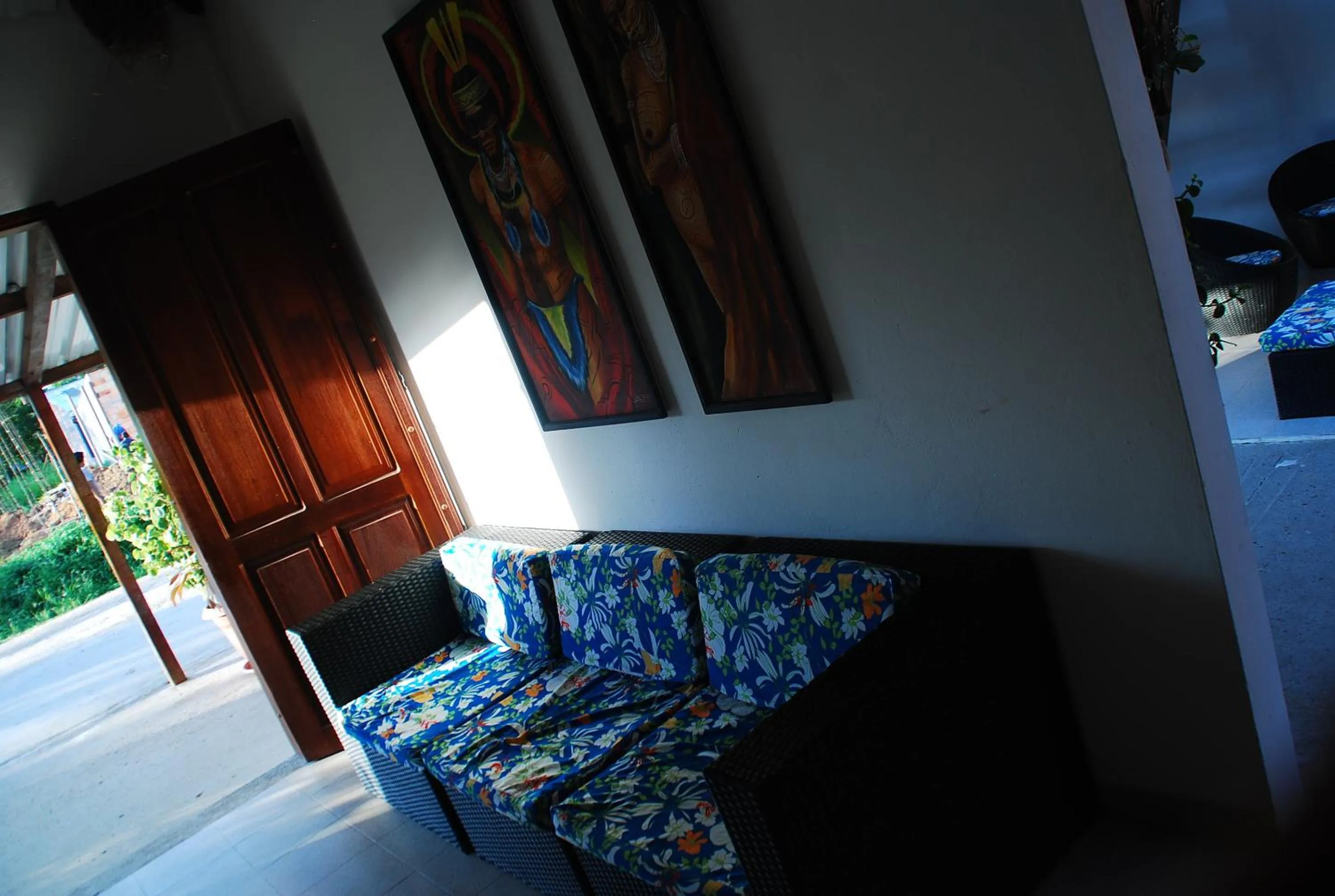 Seating area in Hotel Utüane