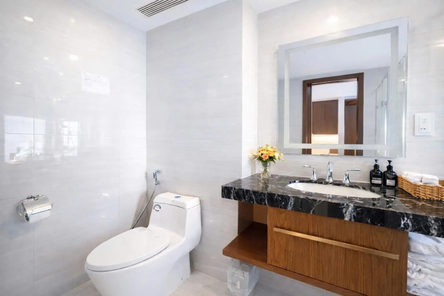 Holi Panorama Condotel