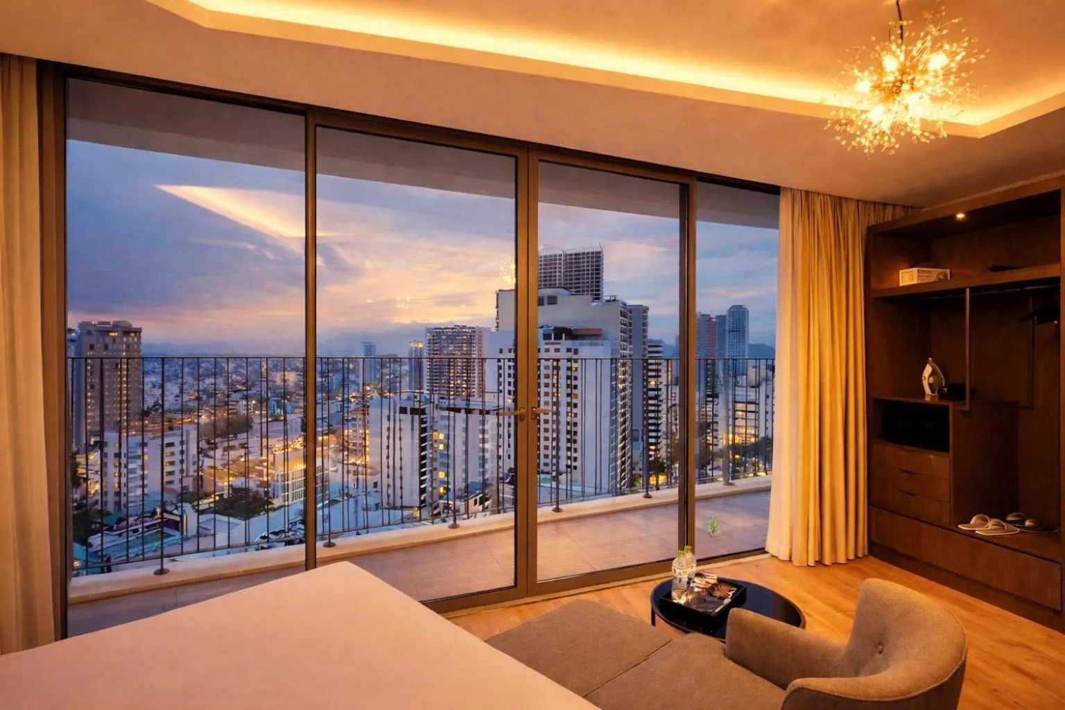 Bed in Holi Panorama Condotel