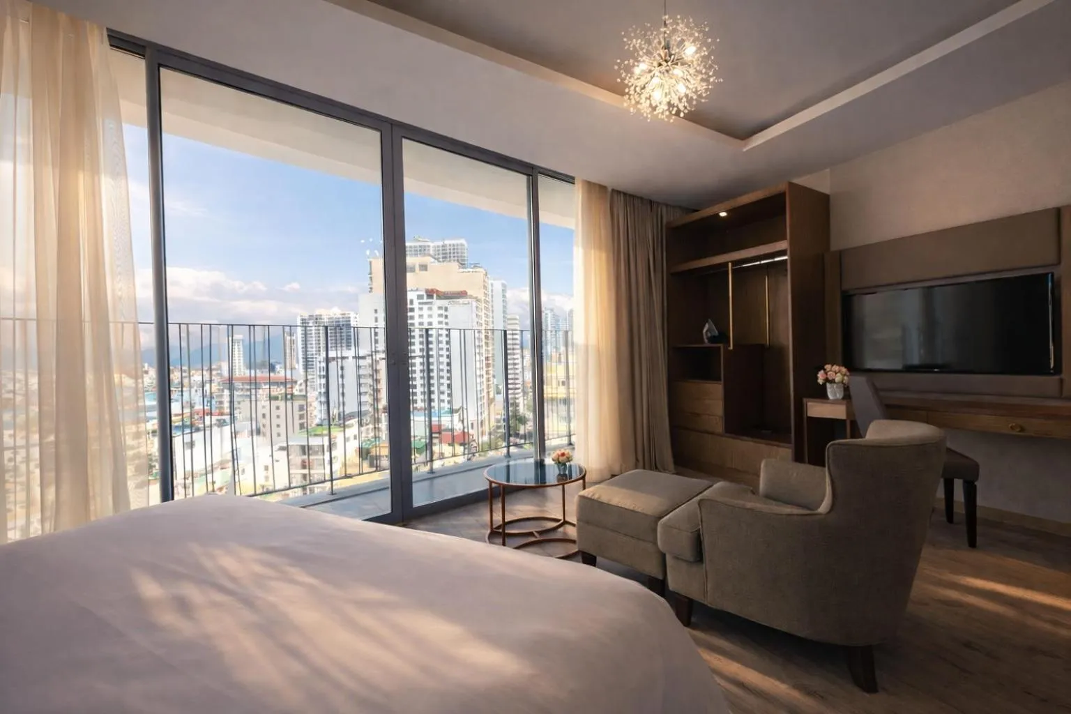 Bed in Holi Panorama Condotel