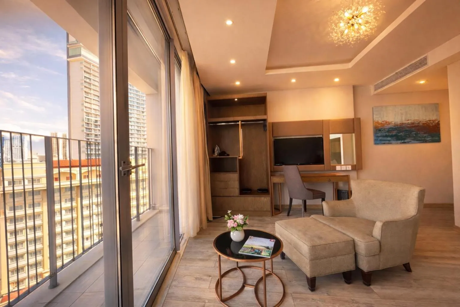 Holi Panorama Condotel