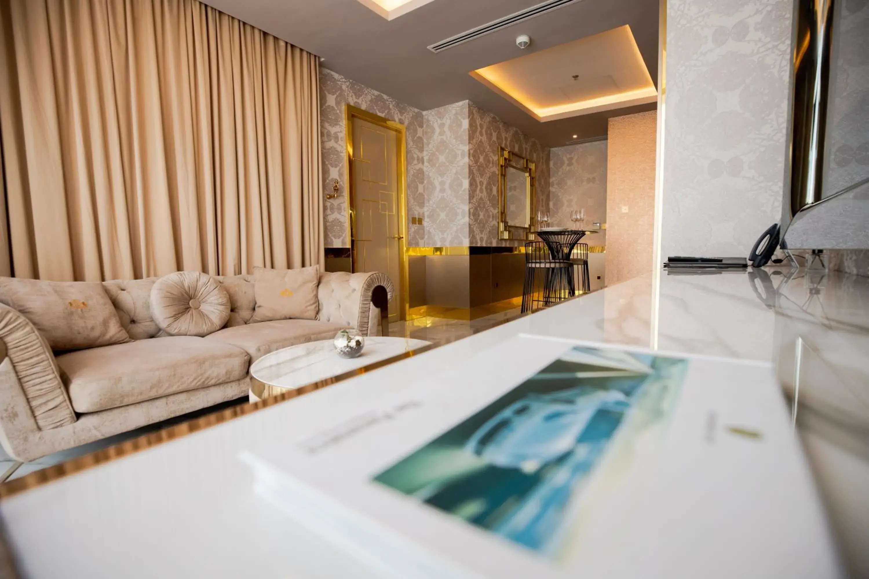 Superior Suite - single occupancy in Number One Oxford Street Hotel & Suites Superior Suite - single occupancy in Number One Oxford Street Hotel & Suites