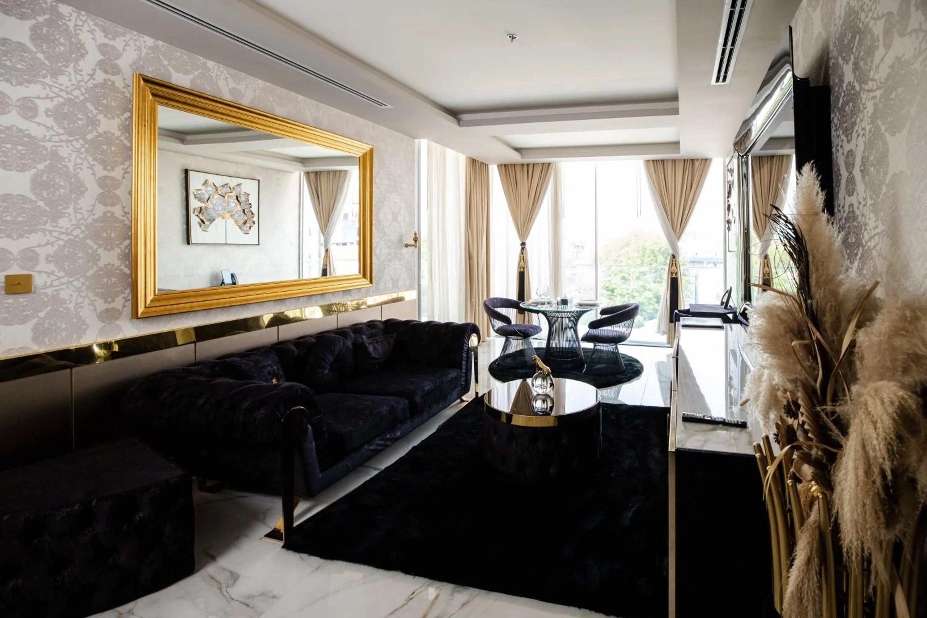 TV and multimedia in Number One Oxford Street Hotel & Suites