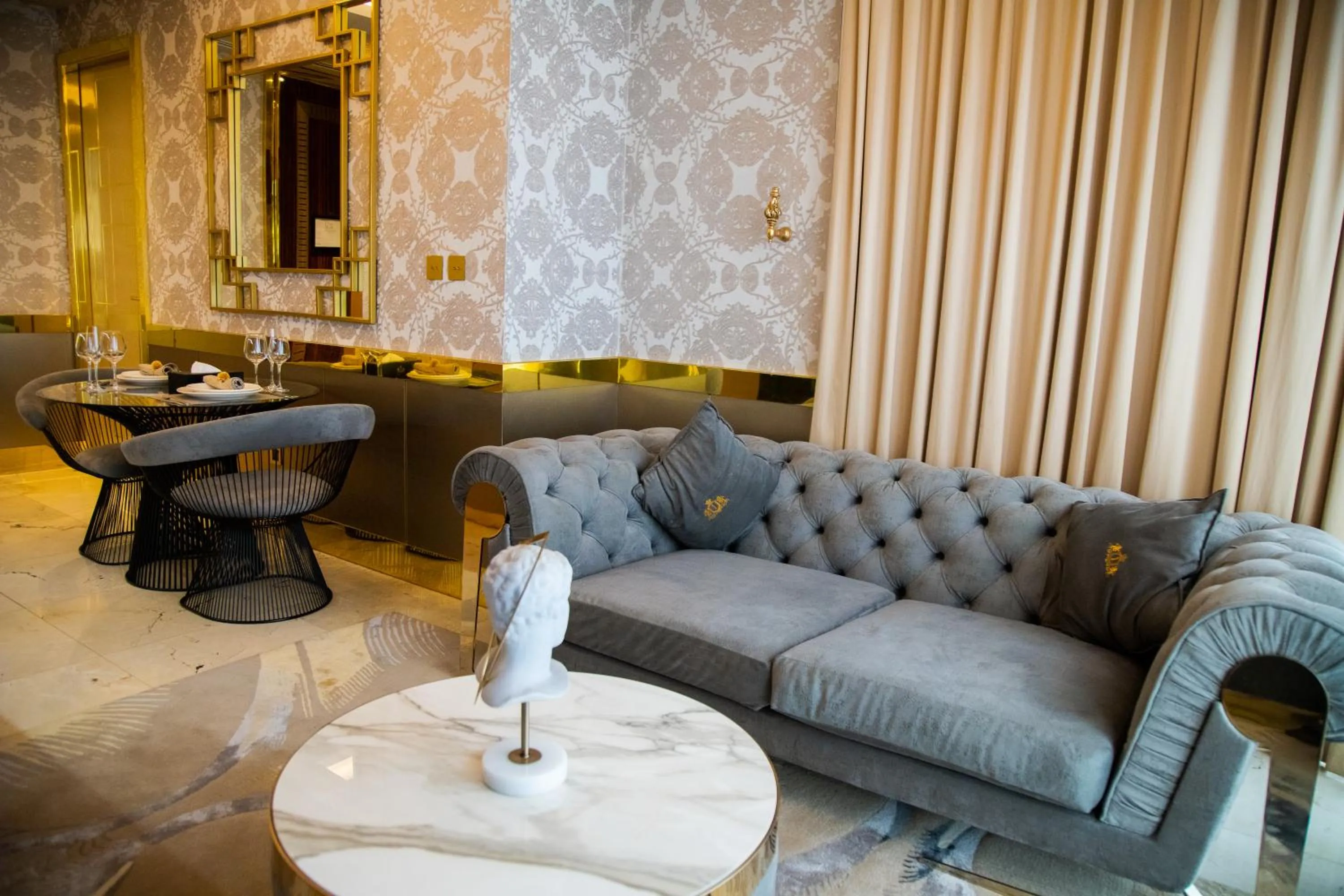 Living room in Number One Oxford Street Hotel & Suites