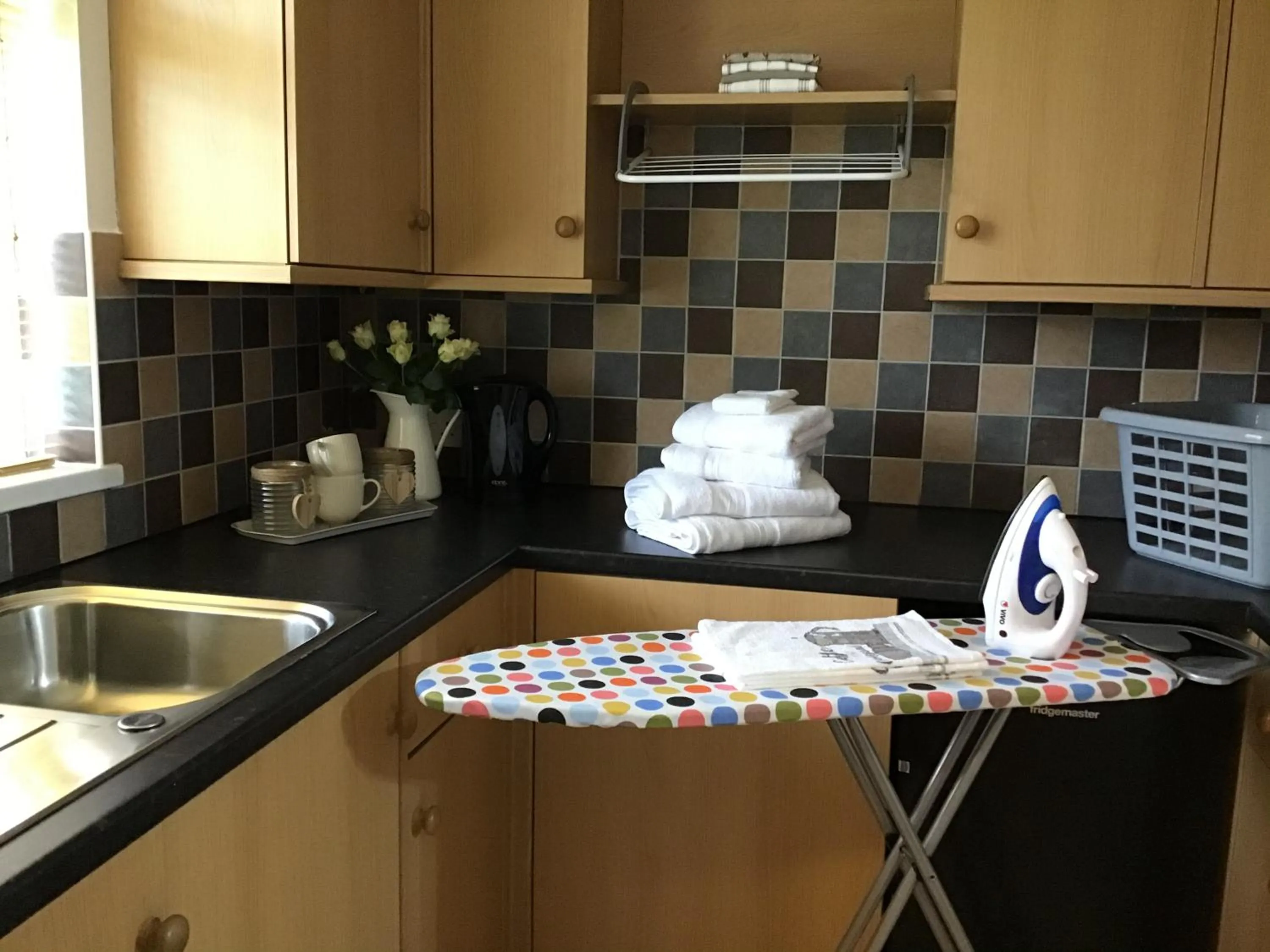 Coffee/tea facilities in Meerkat Manor