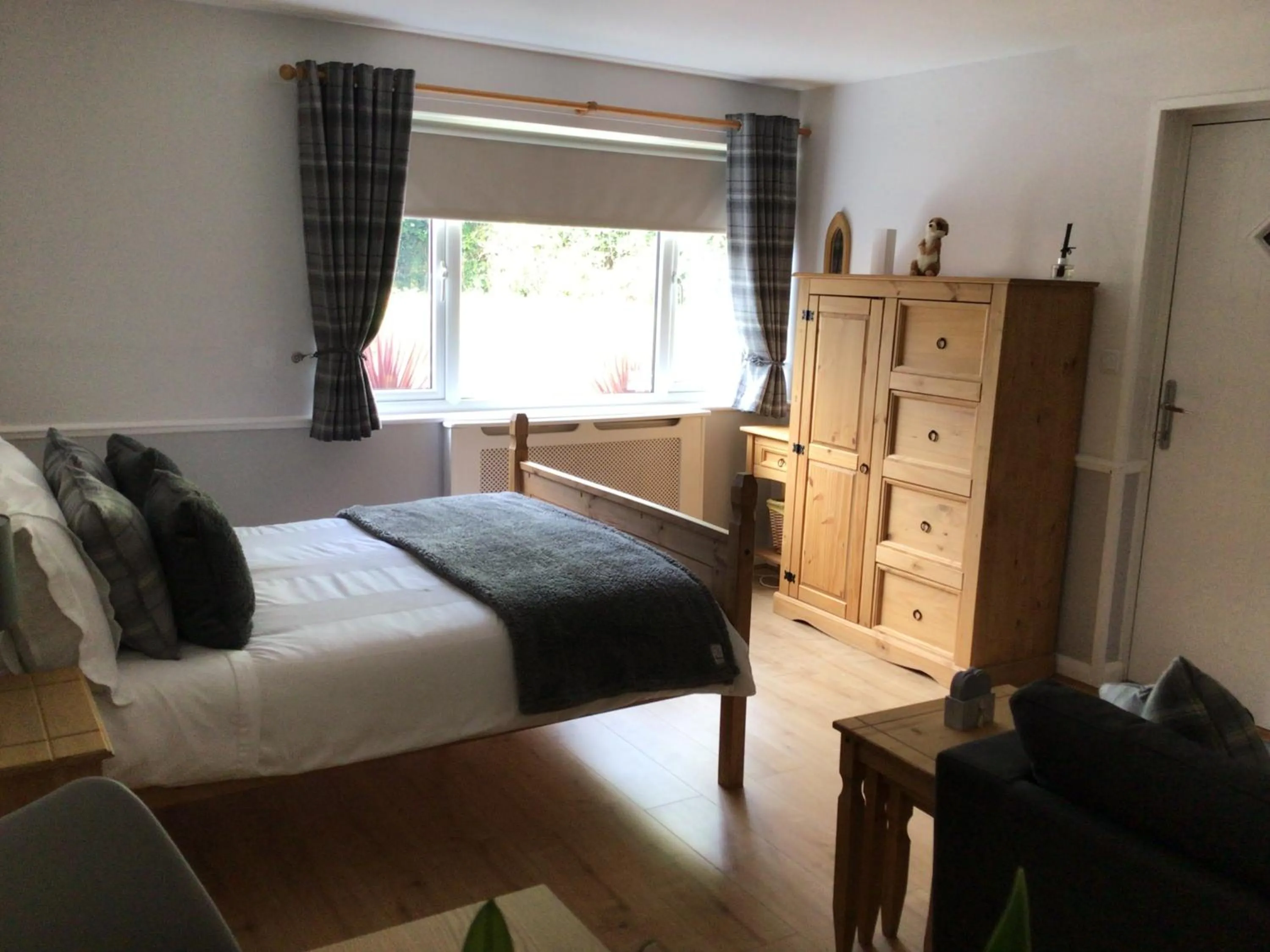 Bed in Meerkat Manor