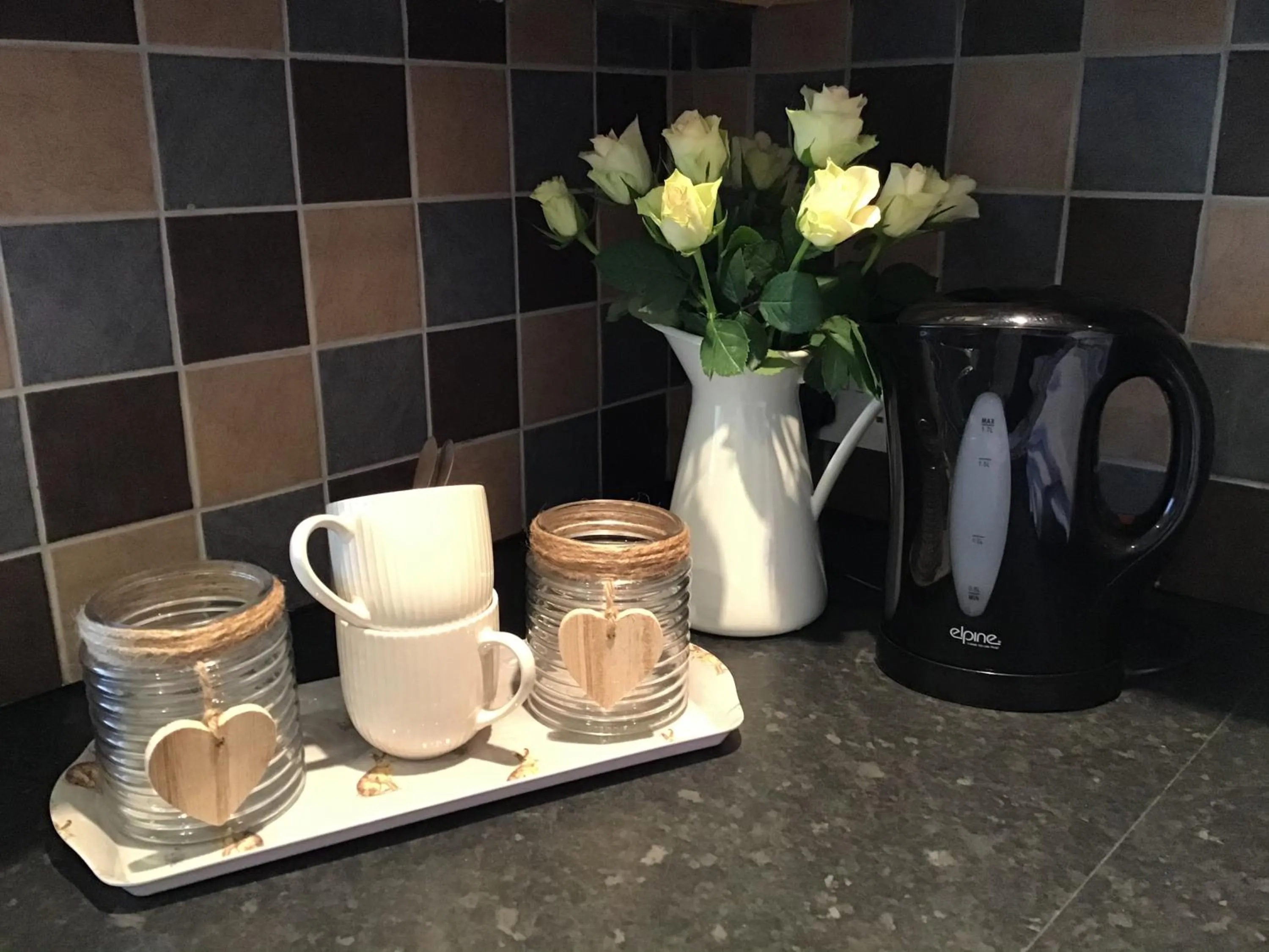 Coffee/tea facilities in Meerkat Manor