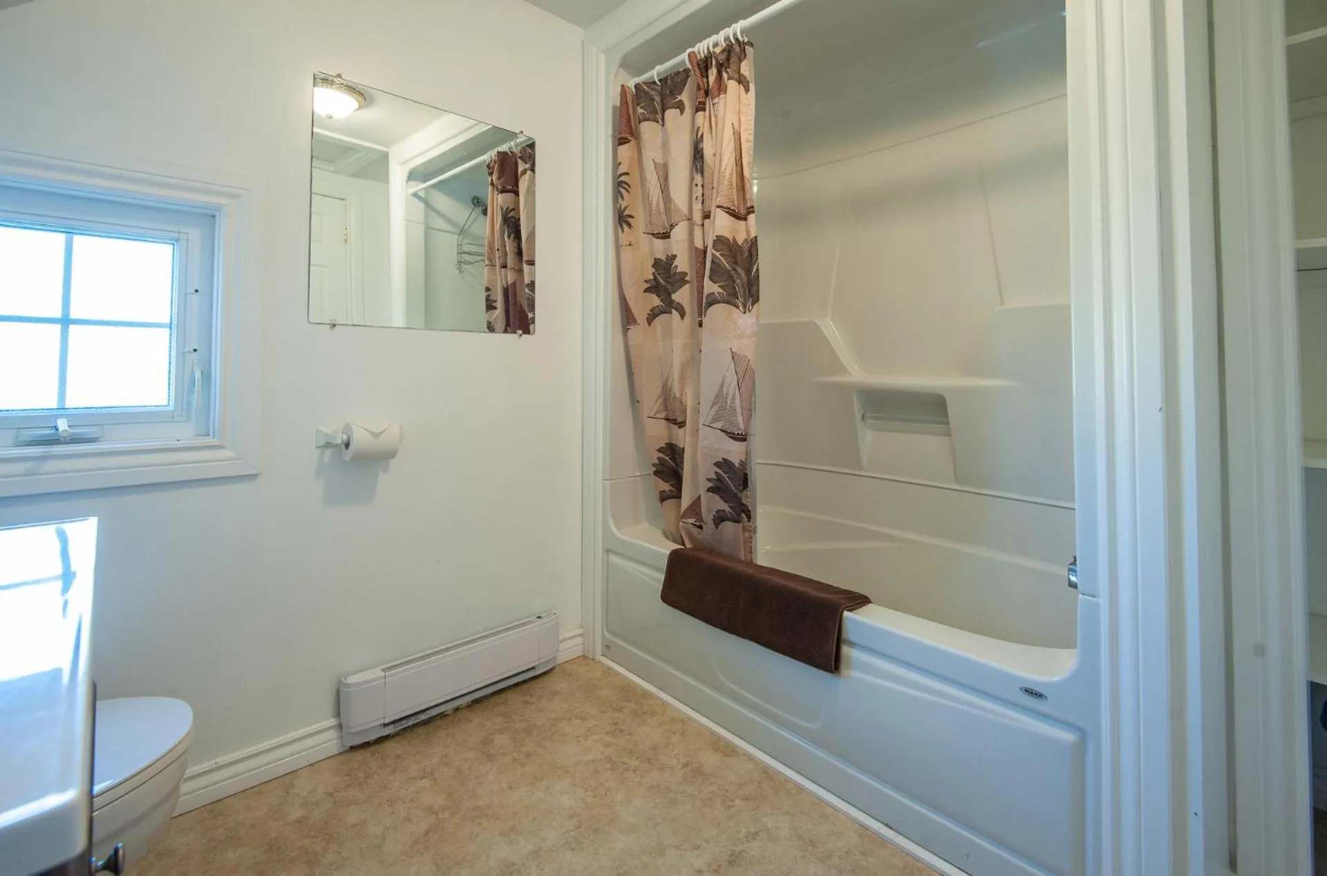 Bathroom in Cavendish Lodge & Cottages