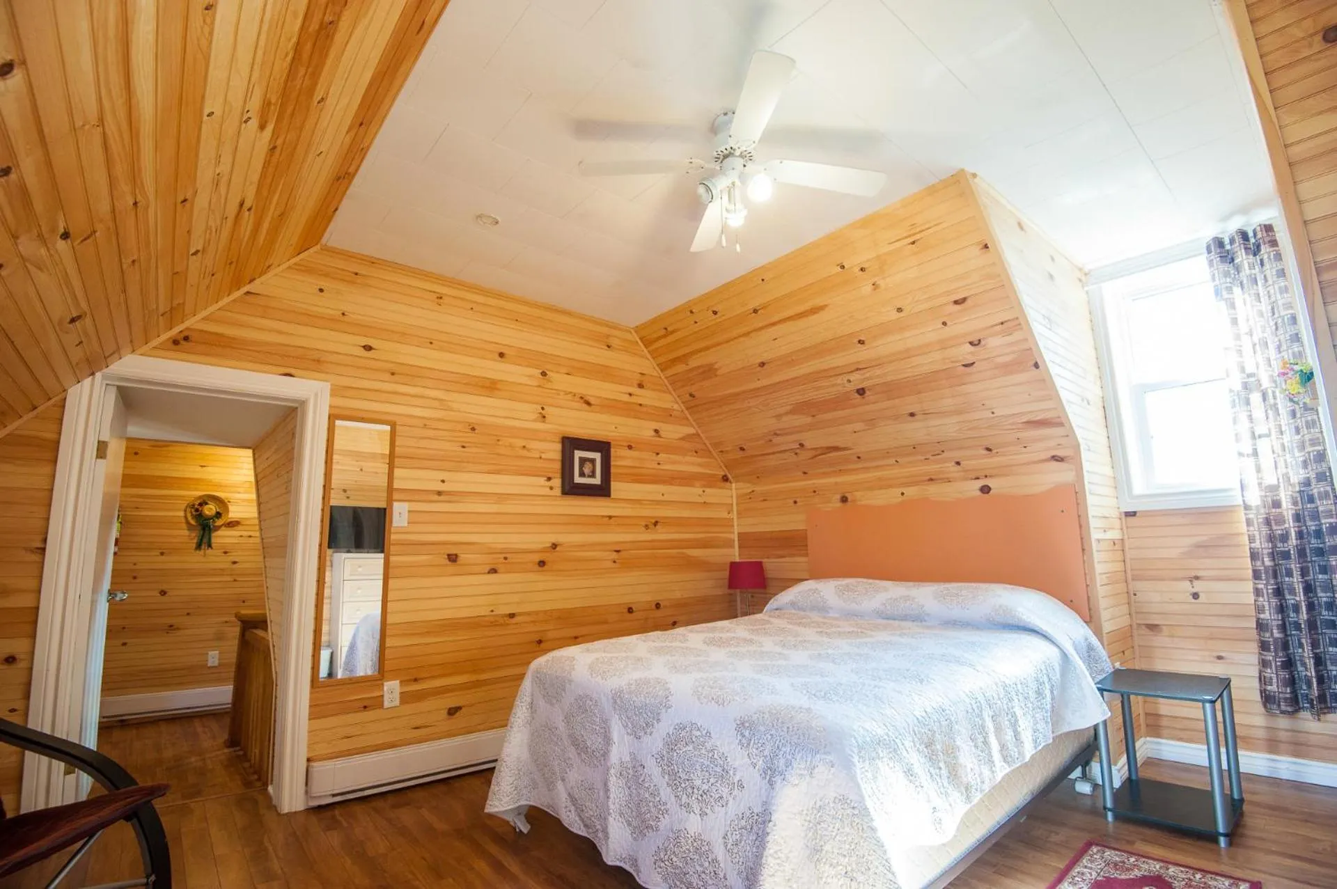 Bedroom, Bed in Cavendish Lodge & Cottages