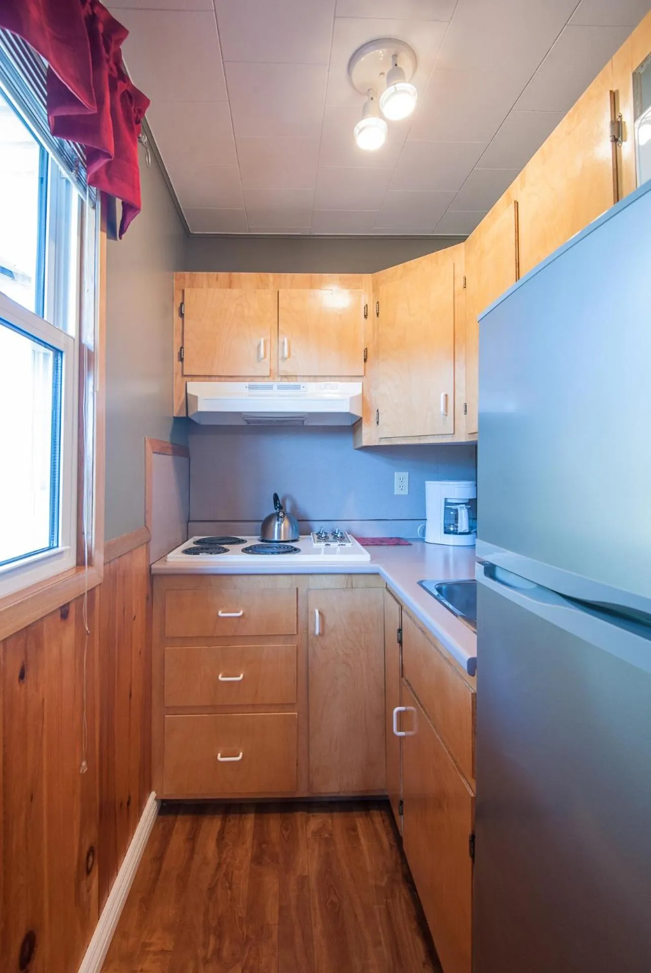 Kitchen or kitchenette in Cavendish Lodge & Cottages