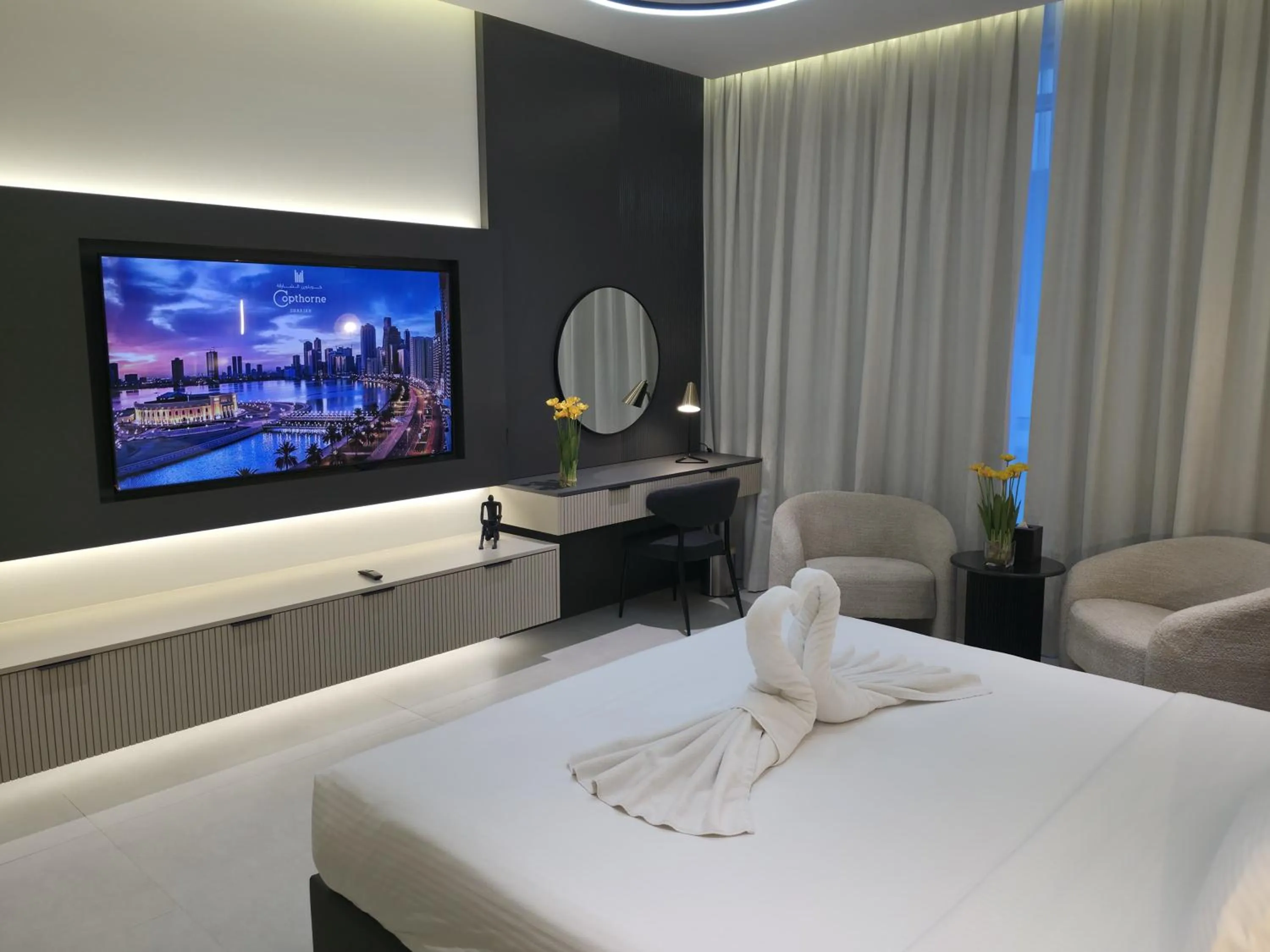 Photo of the whole room, Bed in Copthorne Hotel Sharjah