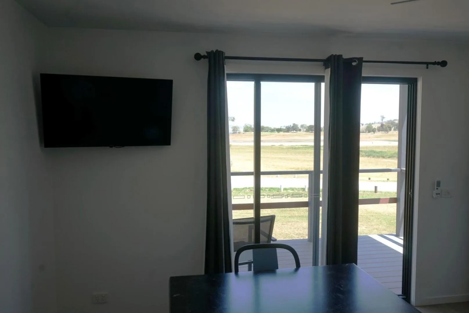 Living room in Lake Hume Holiday Park
