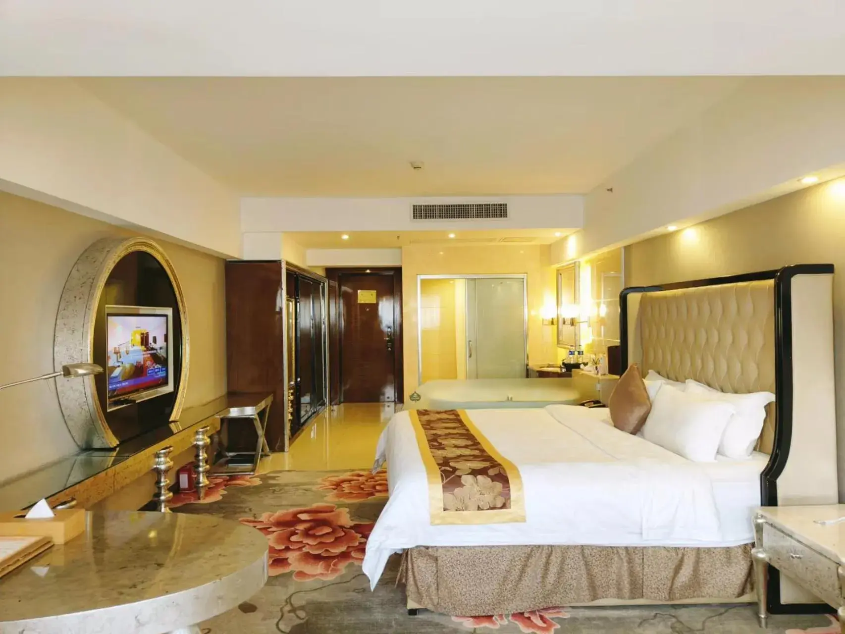 European Superior King Room in 广州克莱顿酒店 Clayton Hotel Pazhou Exhibition Center European Superior King Room in 广州克莱顿酒店 Clayton Hotel Pazhou Exhibition Center