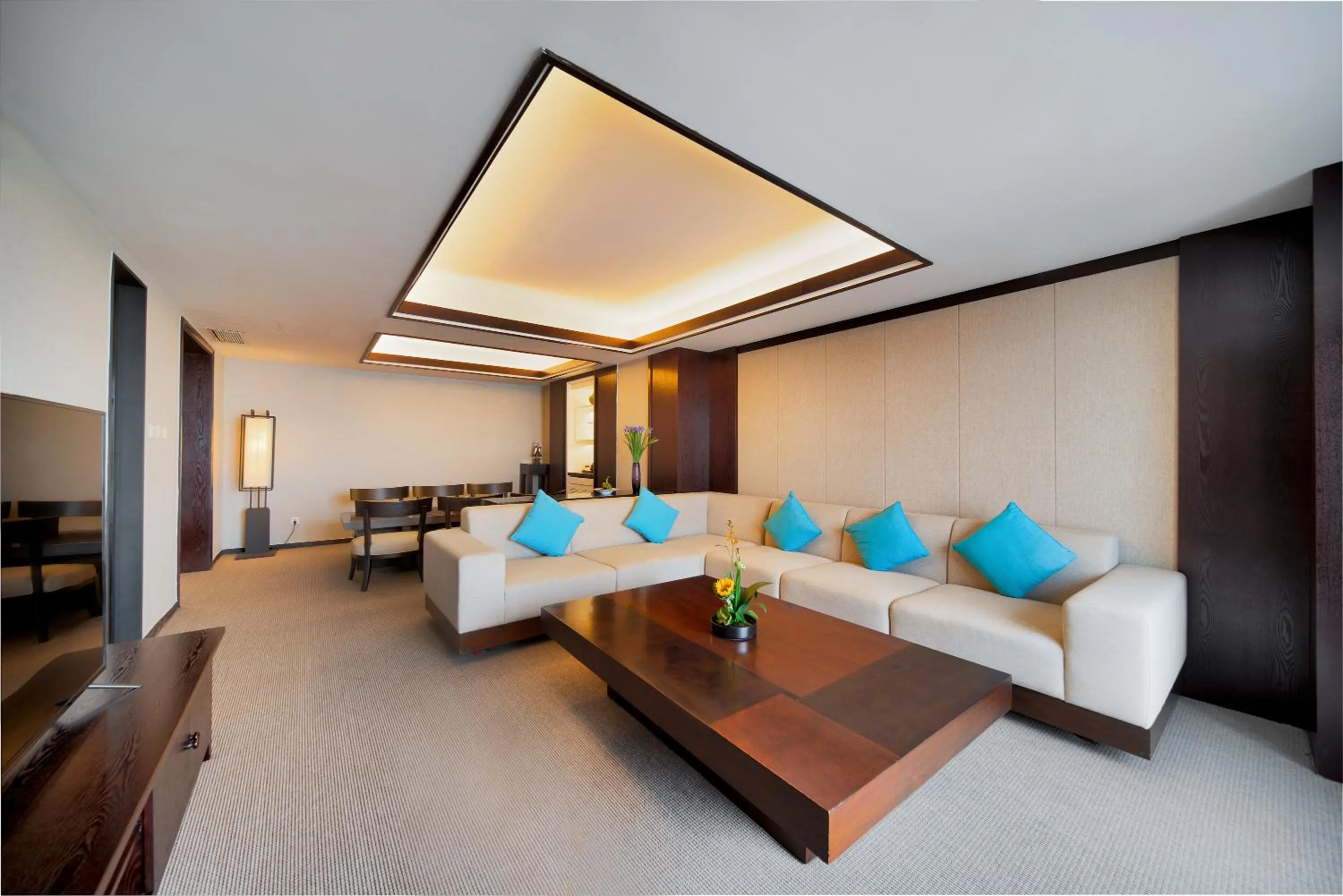 Living room in SSAW Boutique Hotel Hefei Intime Centre