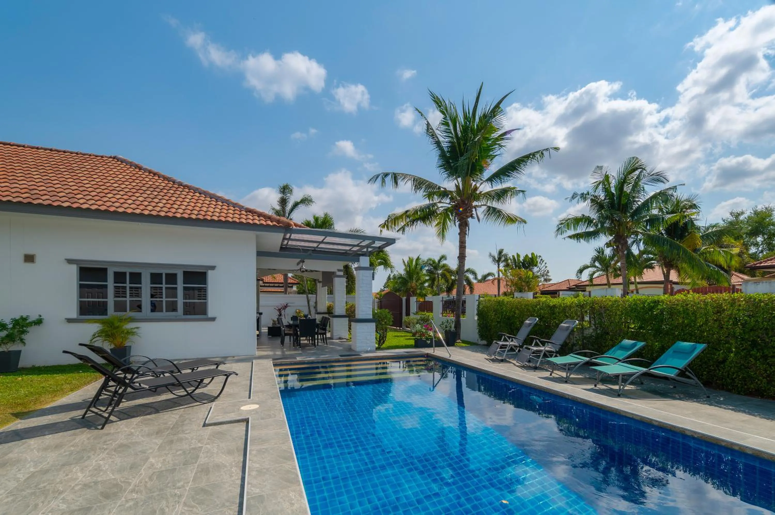 Property building in Orchid Paradise Homes 25