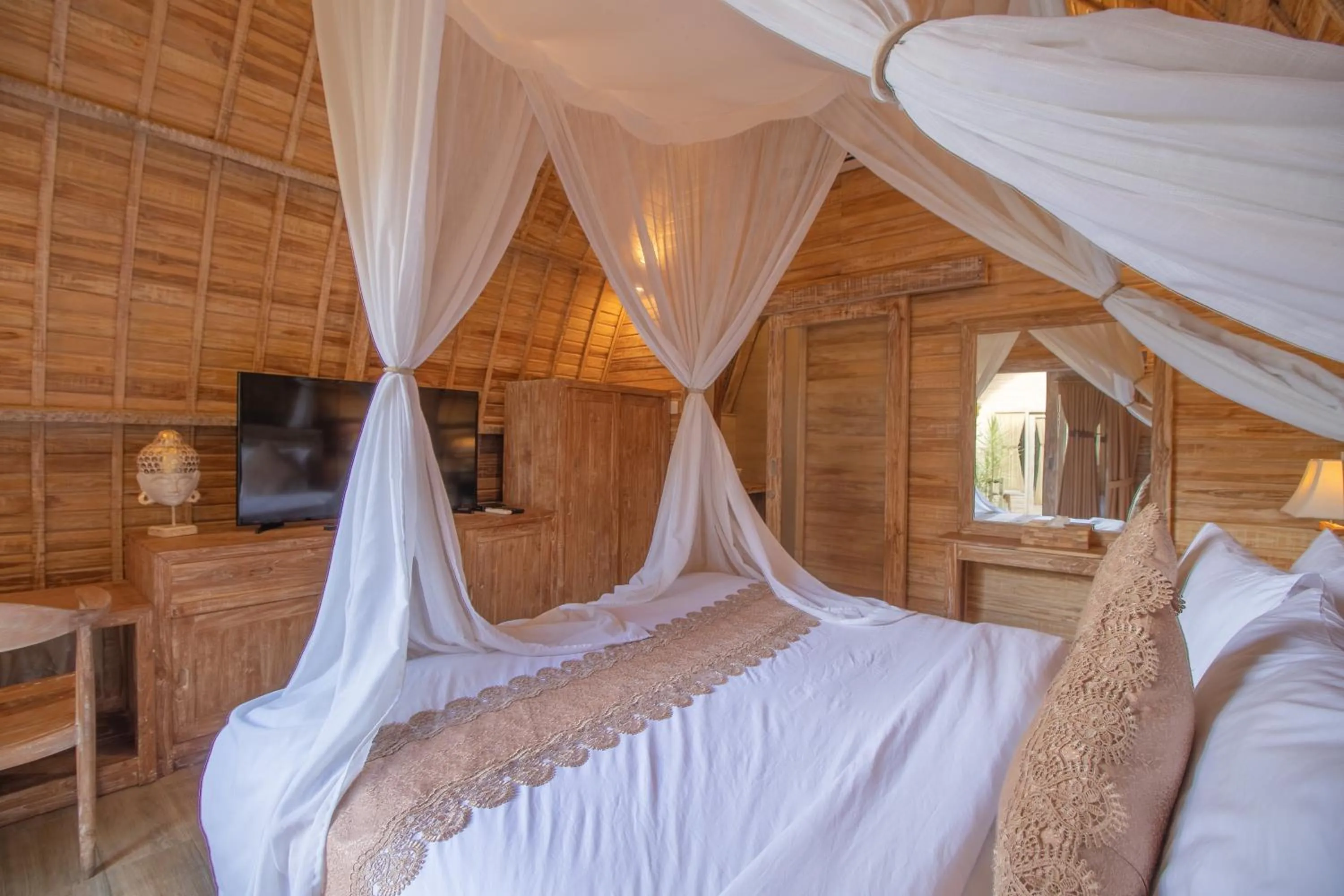 Bedroom, Bed in Wana Shanti Villa