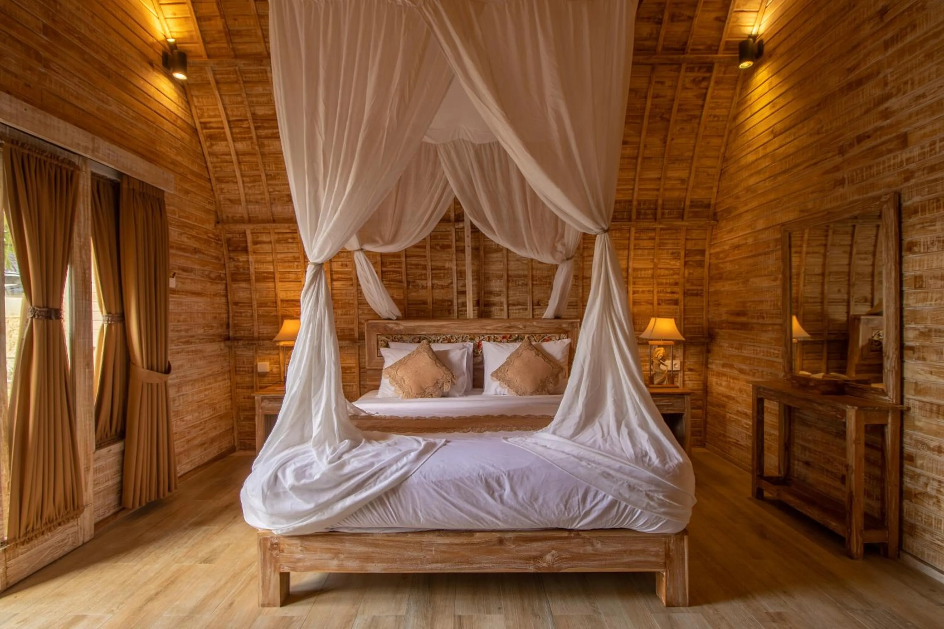 Bed in Wana Shanti Villa
