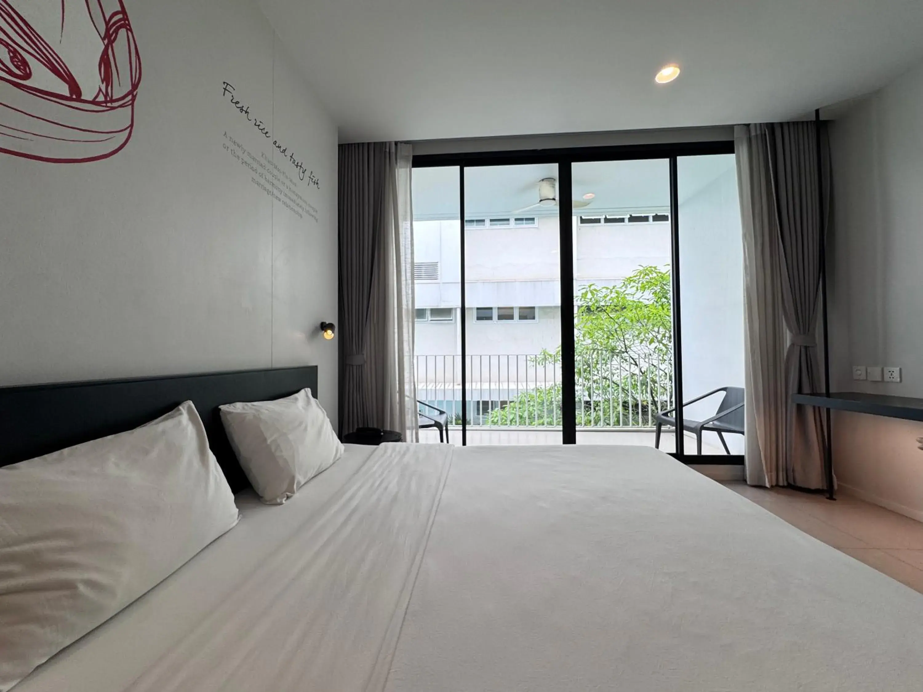 Double Room with Balcony in CHERN Bangkok Double Room with Balcony in CHERN Bangkok