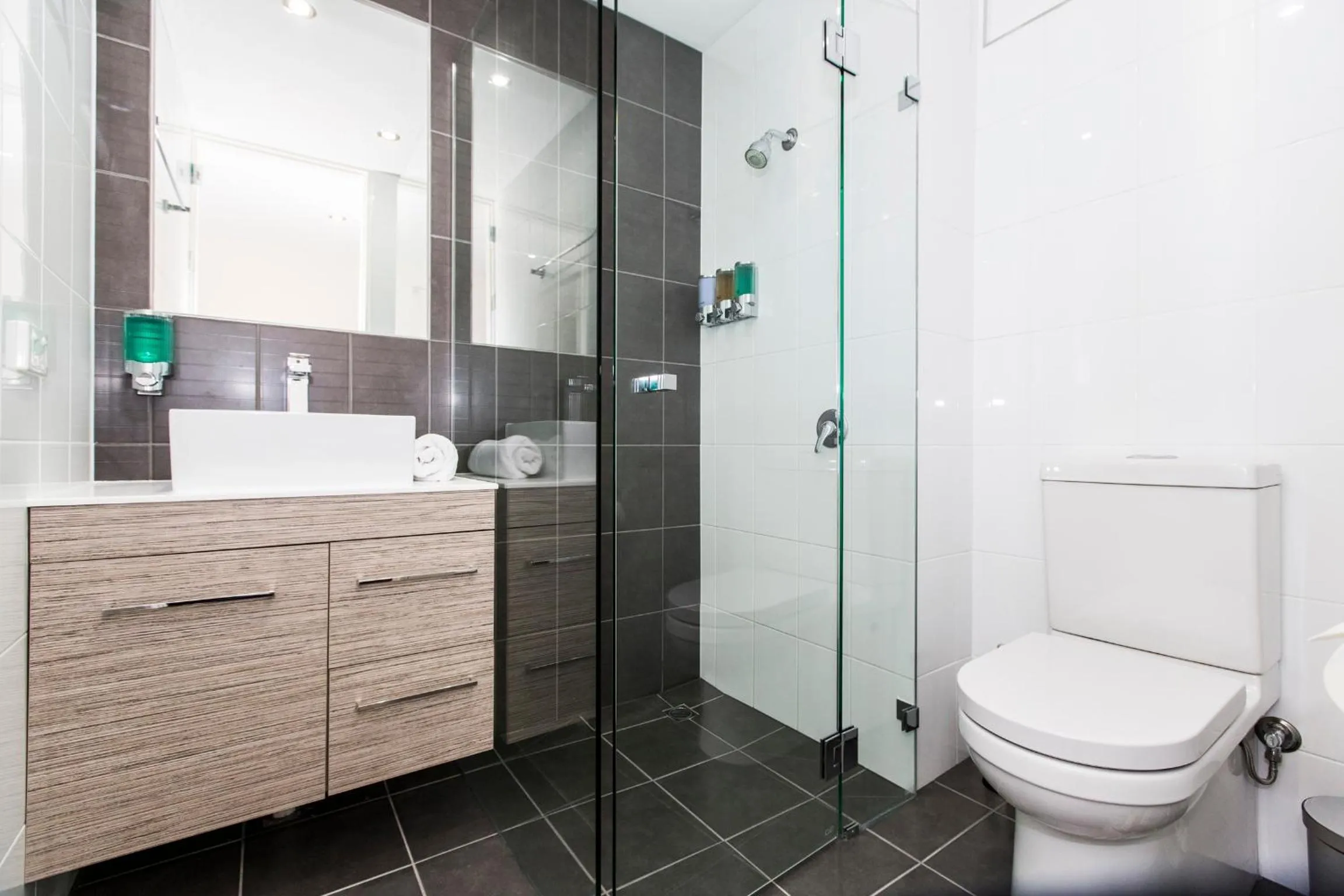 Bathroom in Icon on Isa