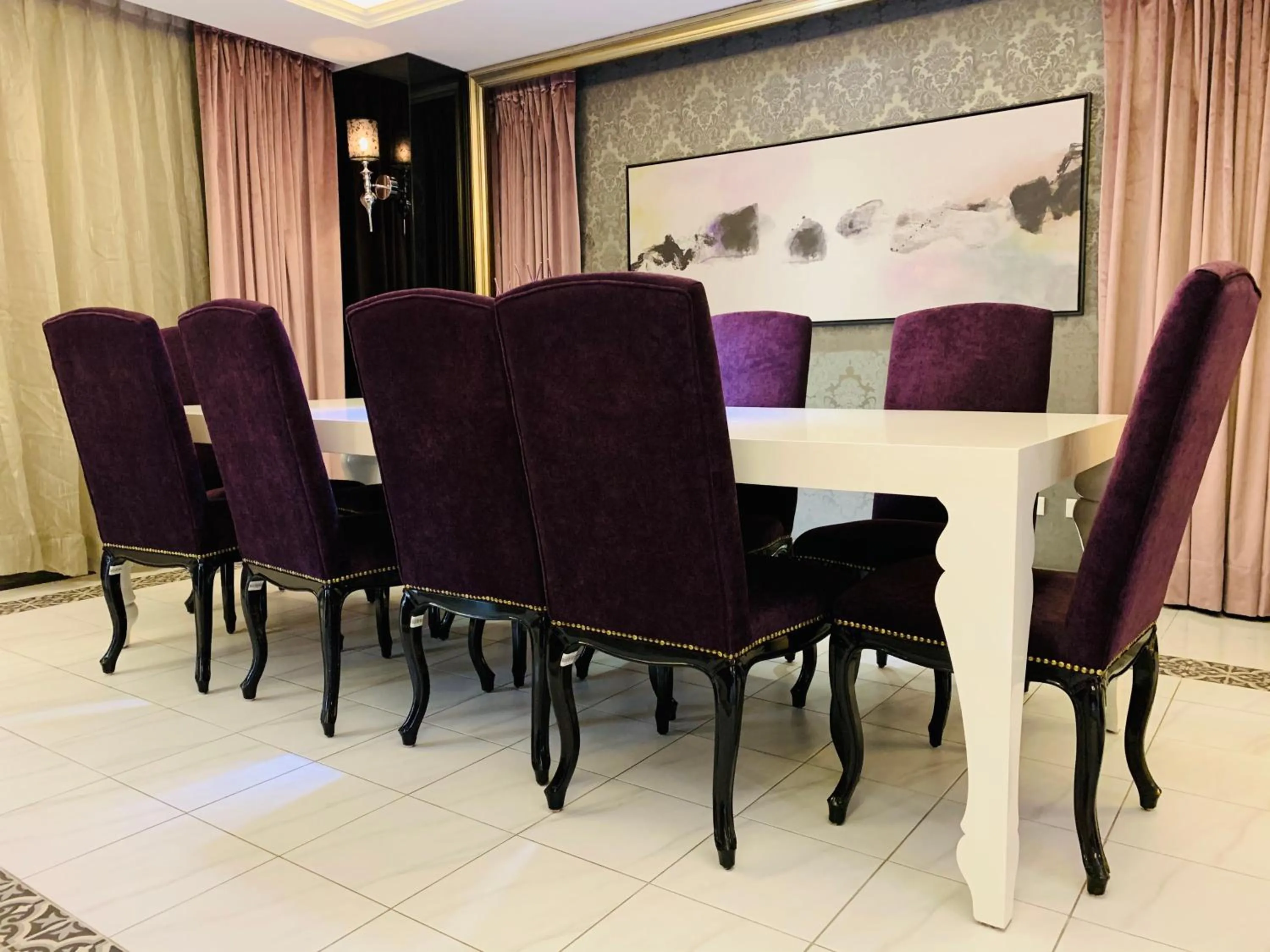 Dining area in Ramada Encore By Wyndham Hualien