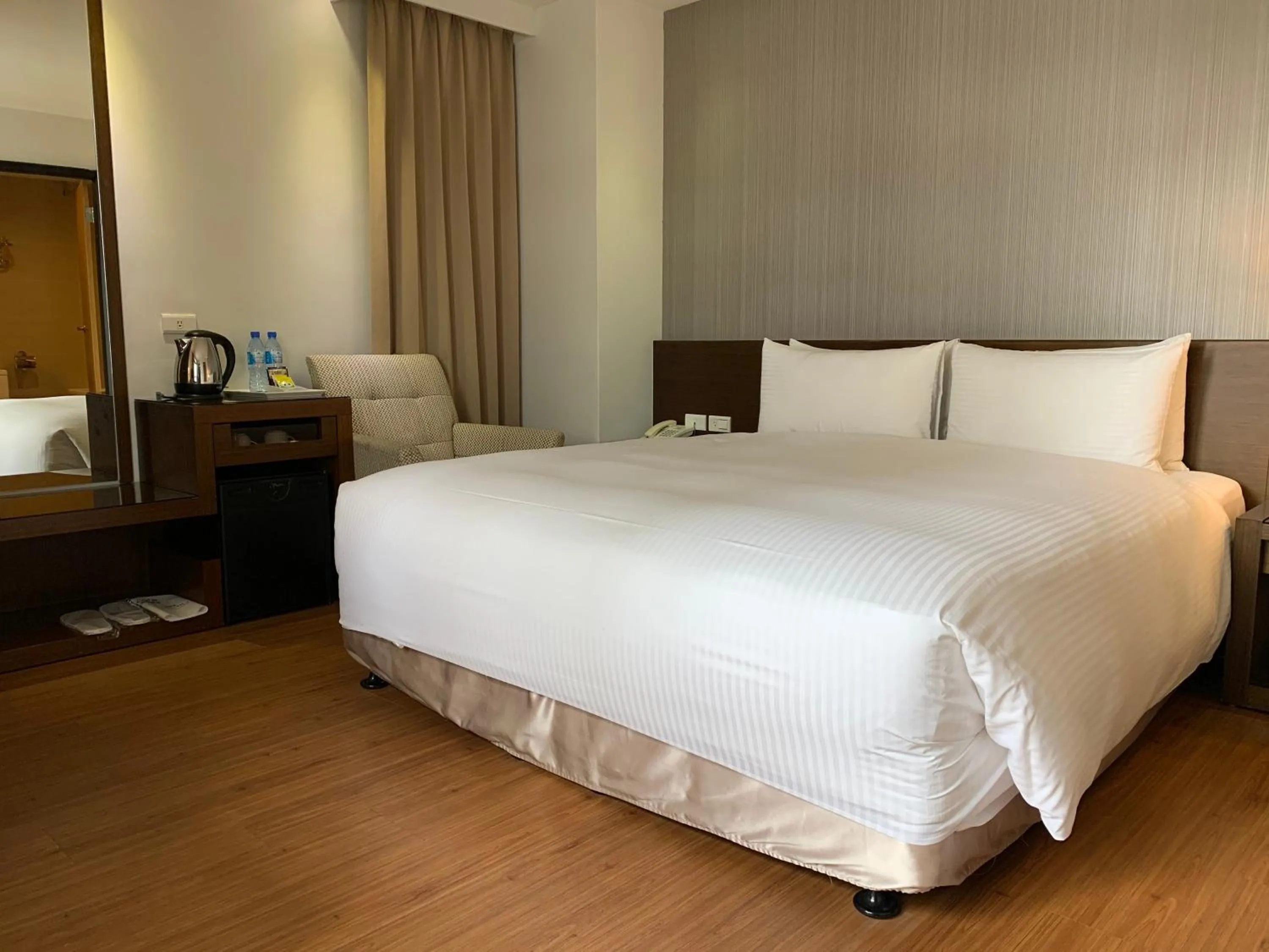 Bed in Ramada Encore By Wyndham Hualien