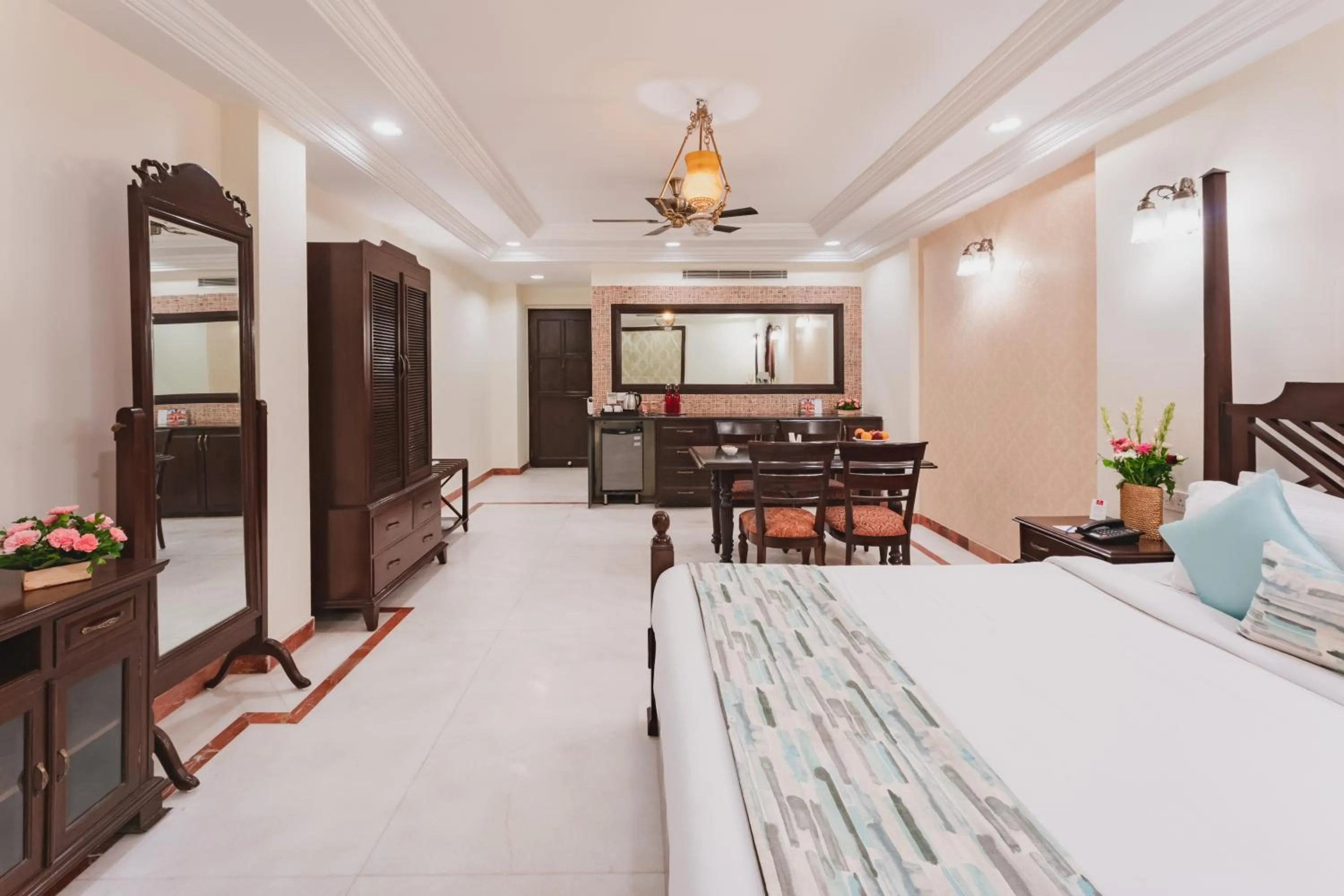 Living room, Bed in Shree Vallabh Vilas Lords Plaza Nathdwara - Pure Veg