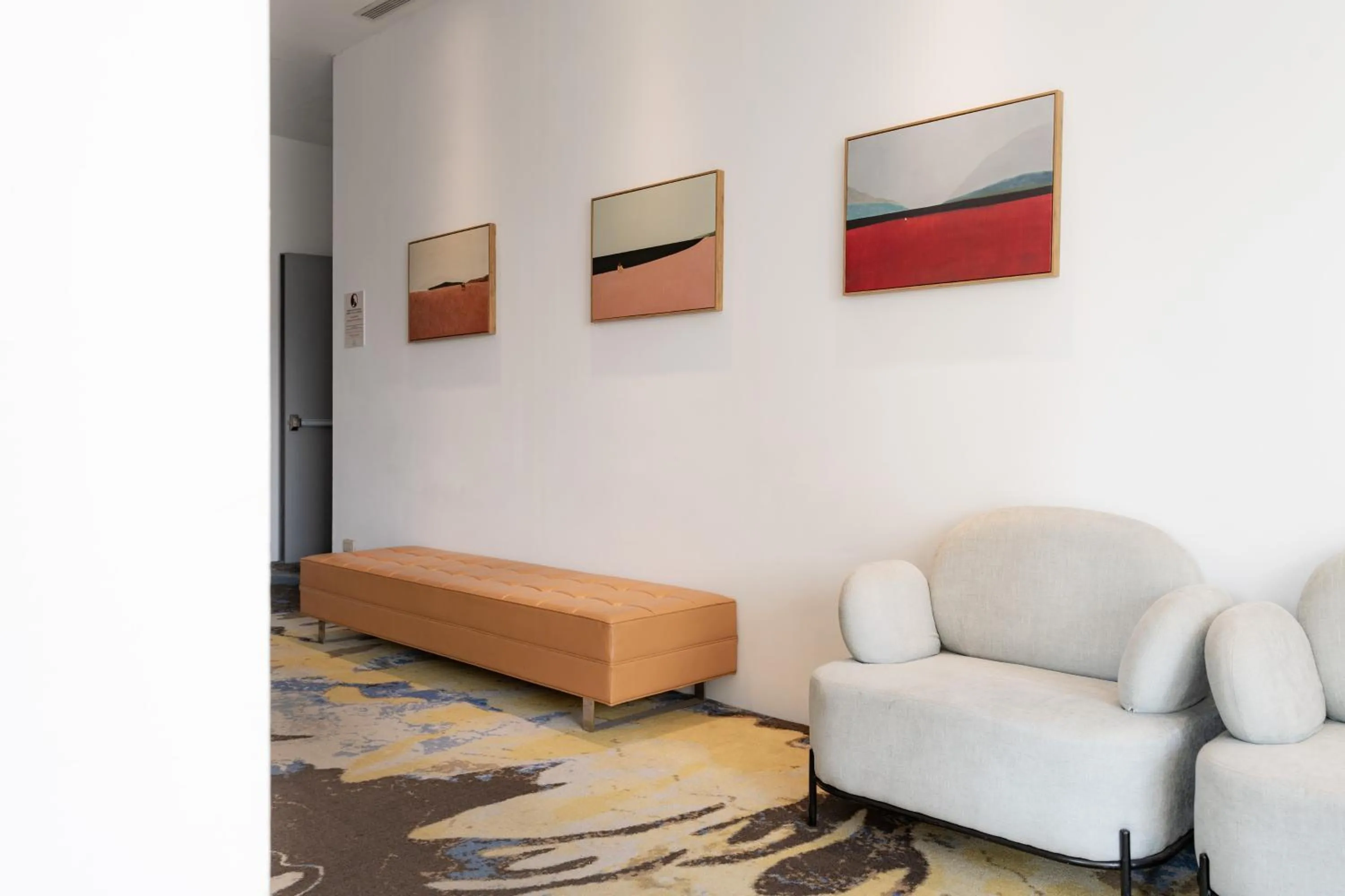 Seating area in Fengjia JinRui Hotel