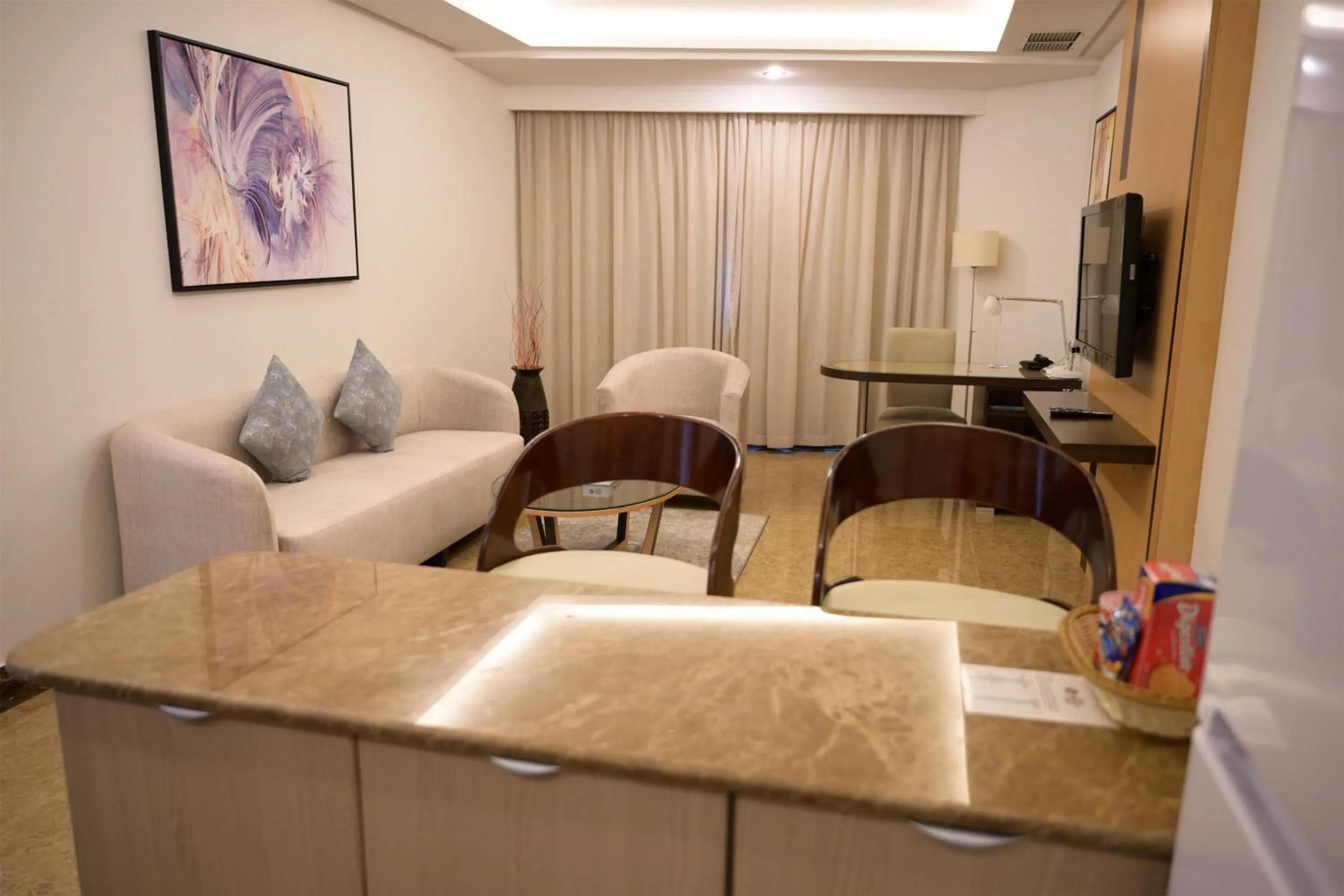 Kitchen or kitchenette in Best Western Plus Mahboula