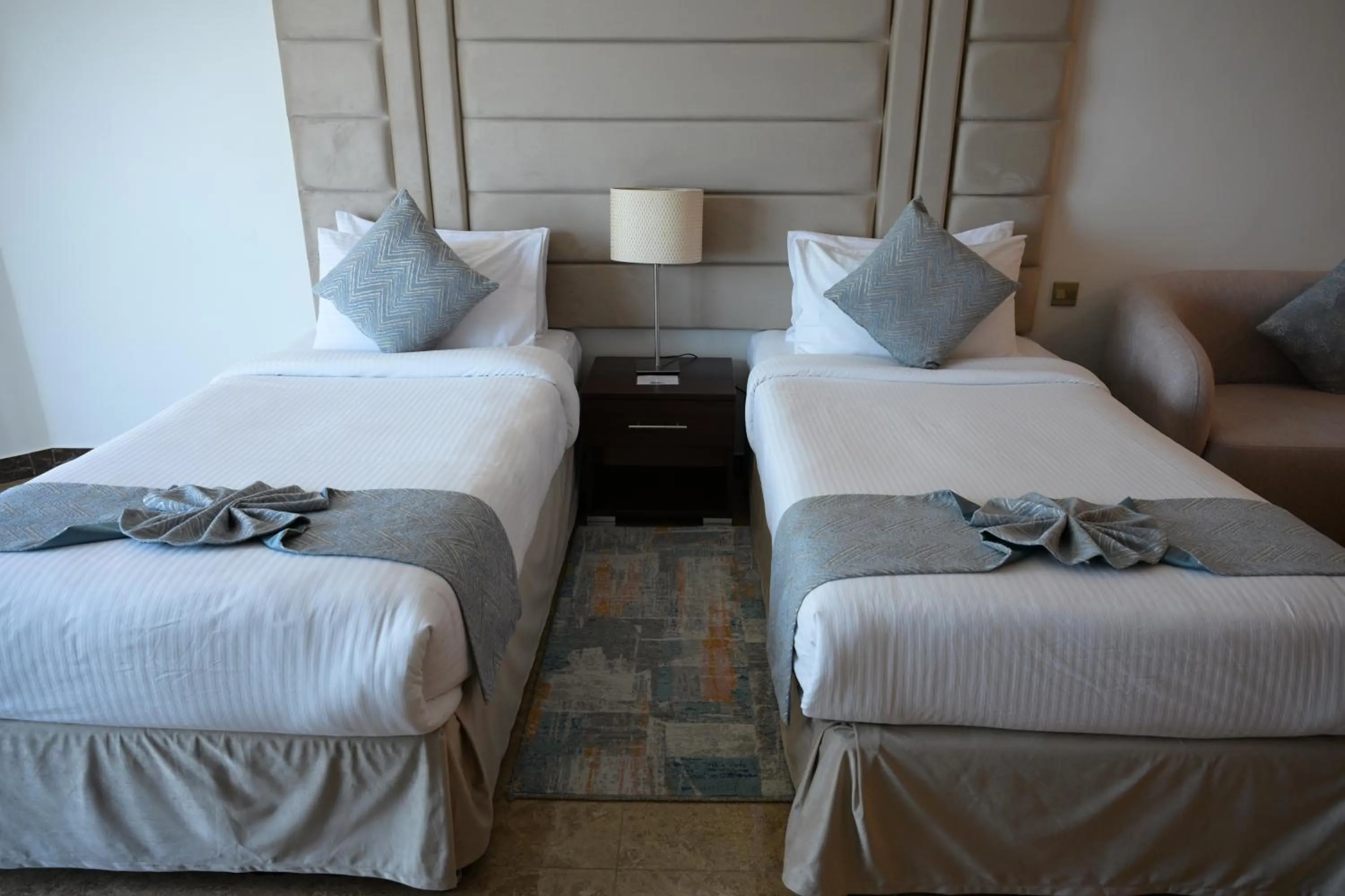 Bed in Best Western Plus Mahboula