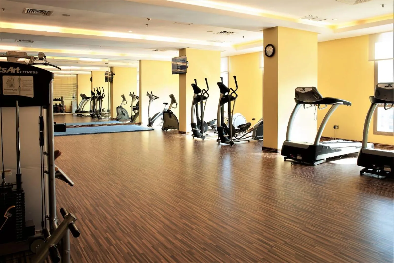 Fitness centre/facilities in Best Western Plus Mahboula