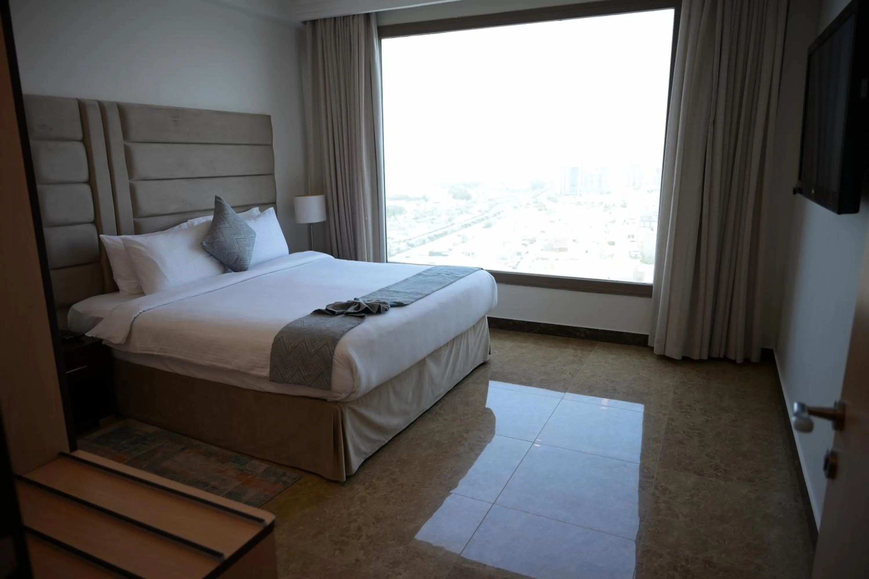 Bed in Best Western Plus Mahboula