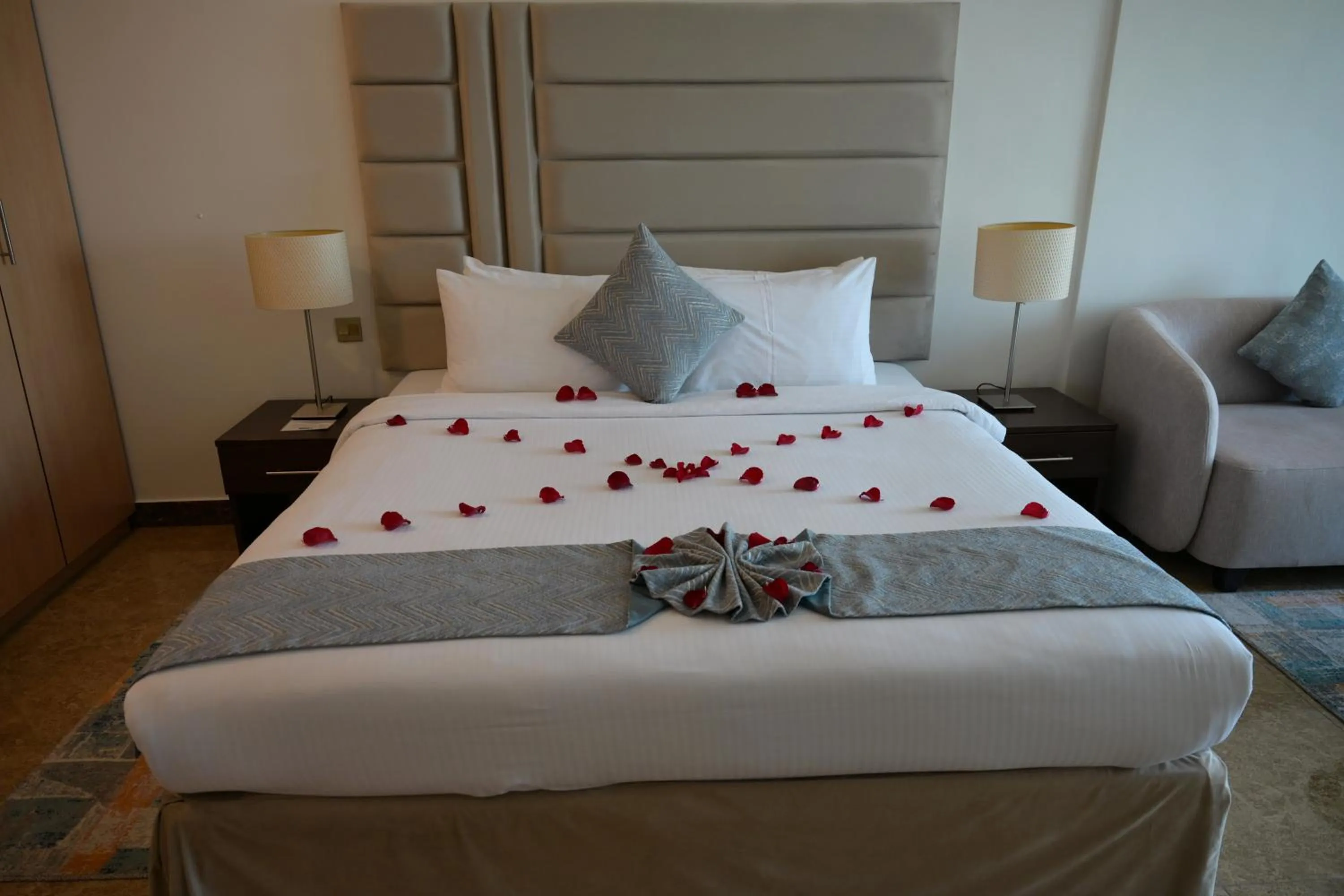 Bed in Best Western Plus Mahboula