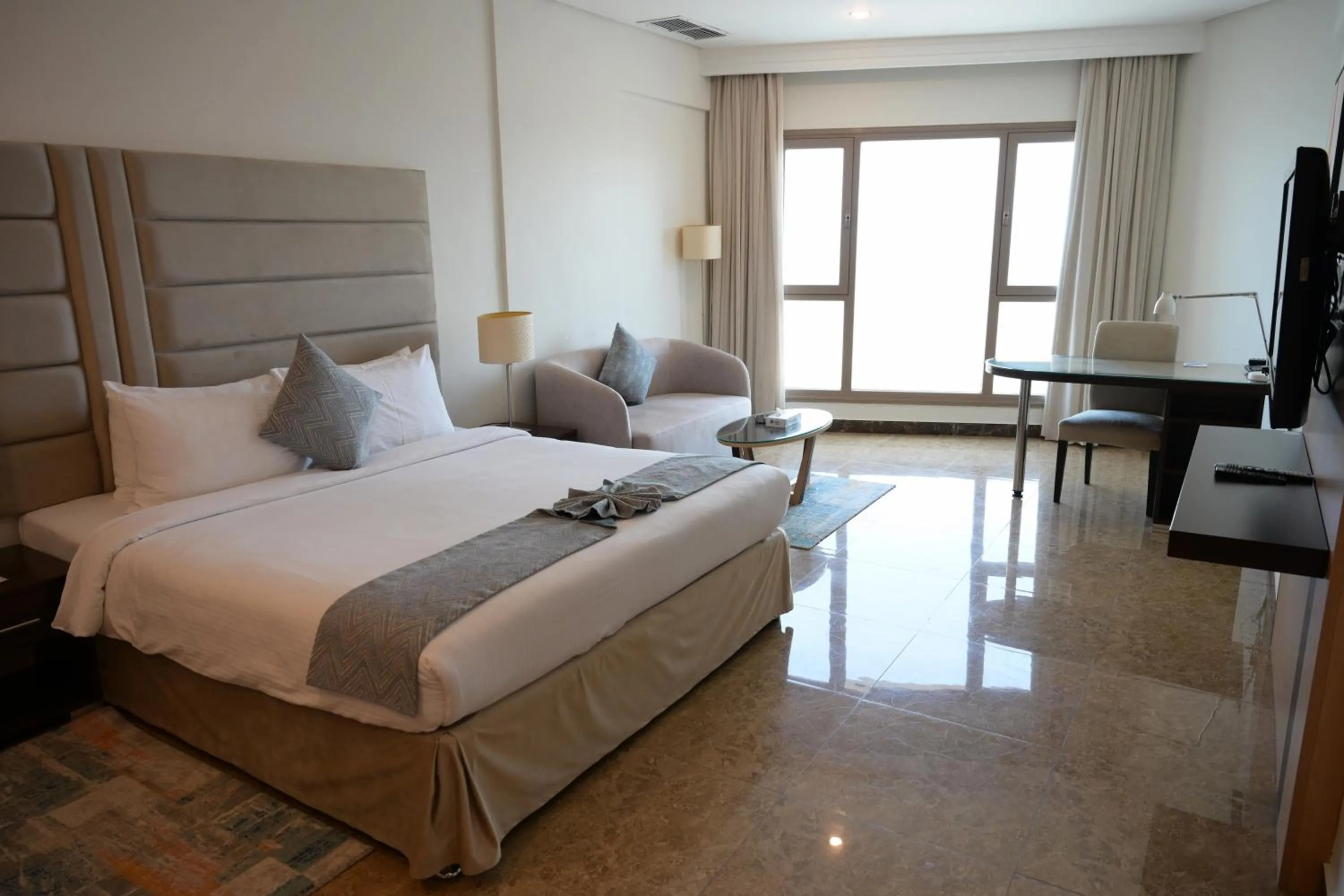 Bed in Best Western Plus Mahboula