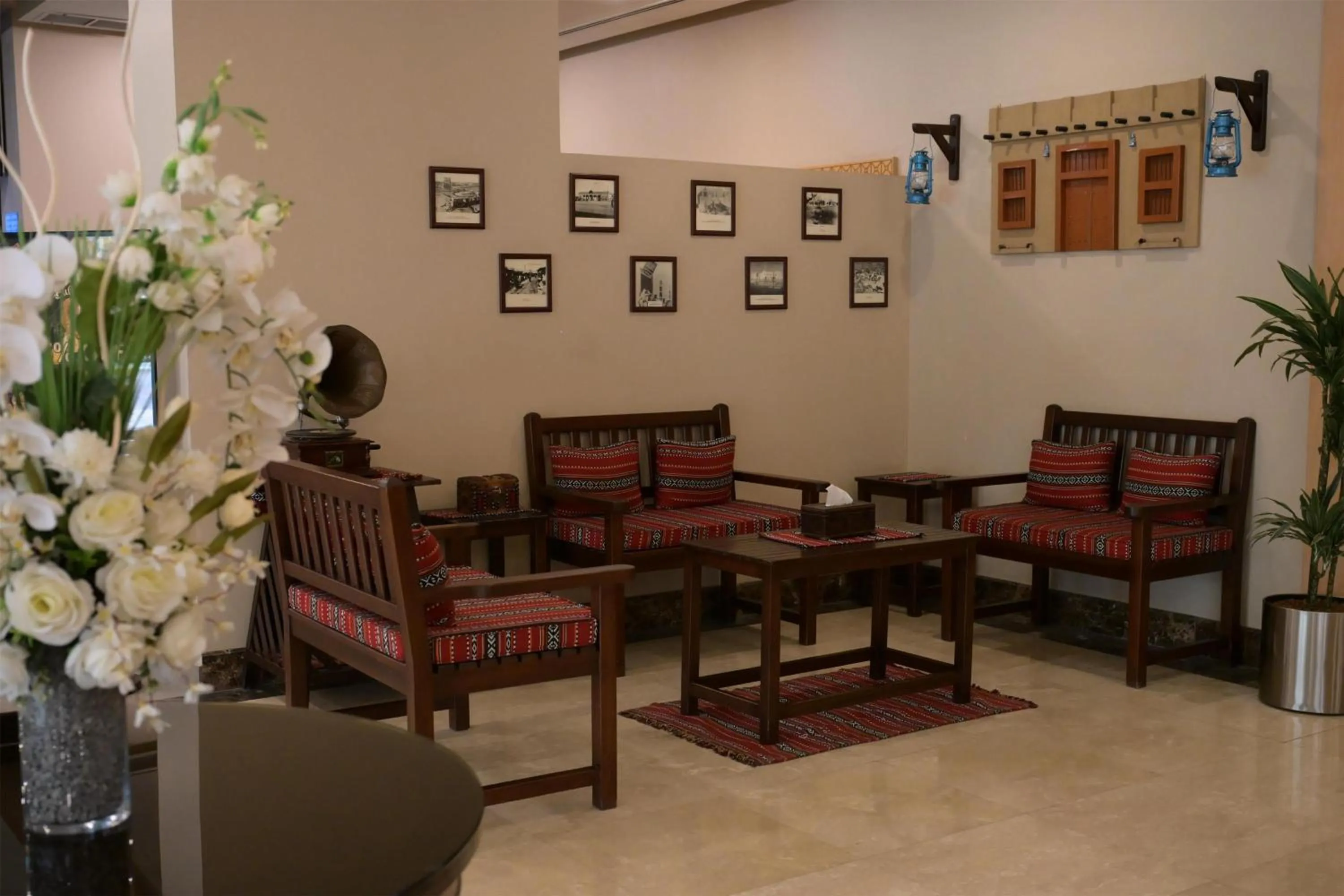 Lobby or reception in Best Western Plus Mahboula
